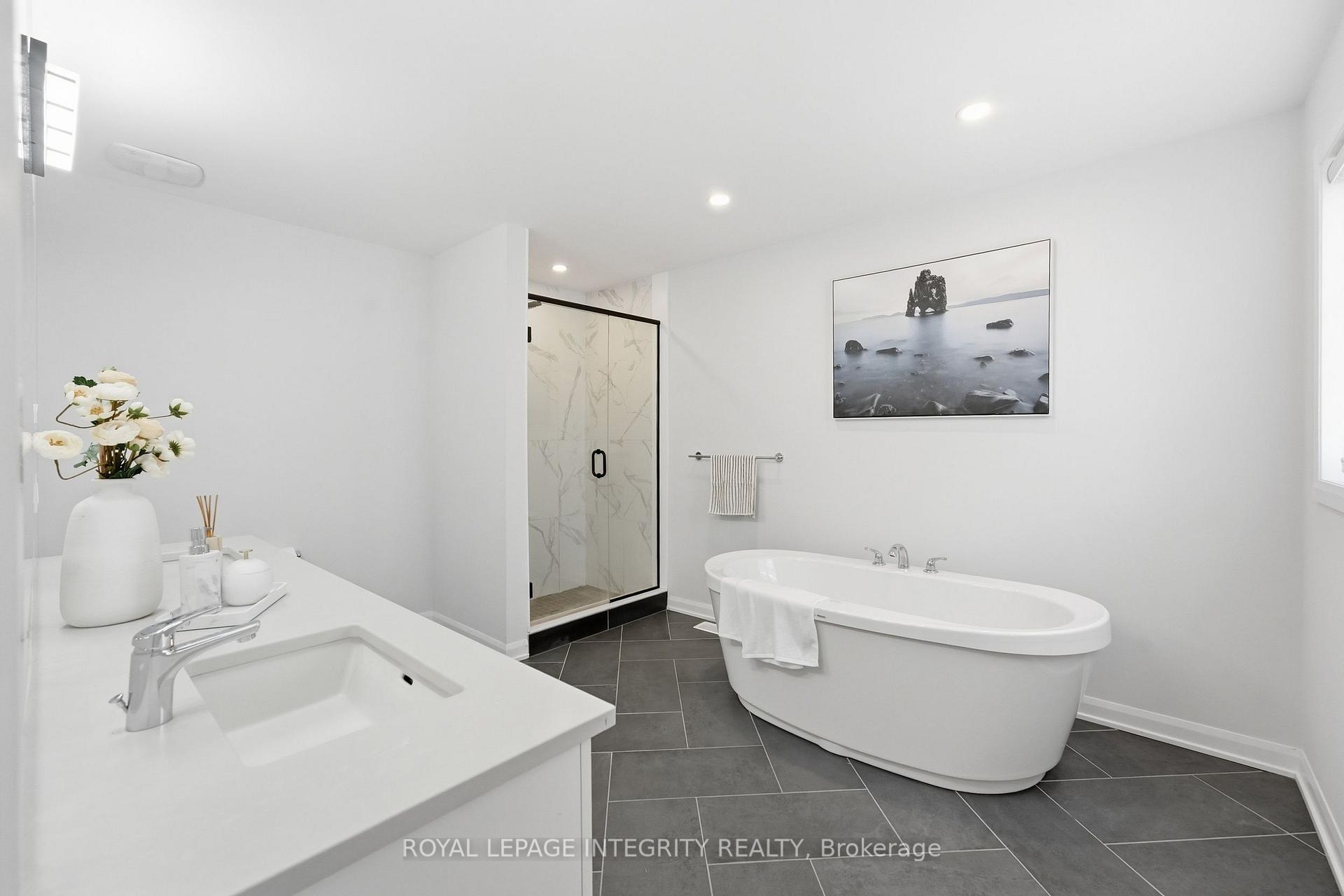 Photo 35 of 90 Coco Place, Ottawa, Kanata - Kanata Lakes/Heritage Hills — HOMEH
