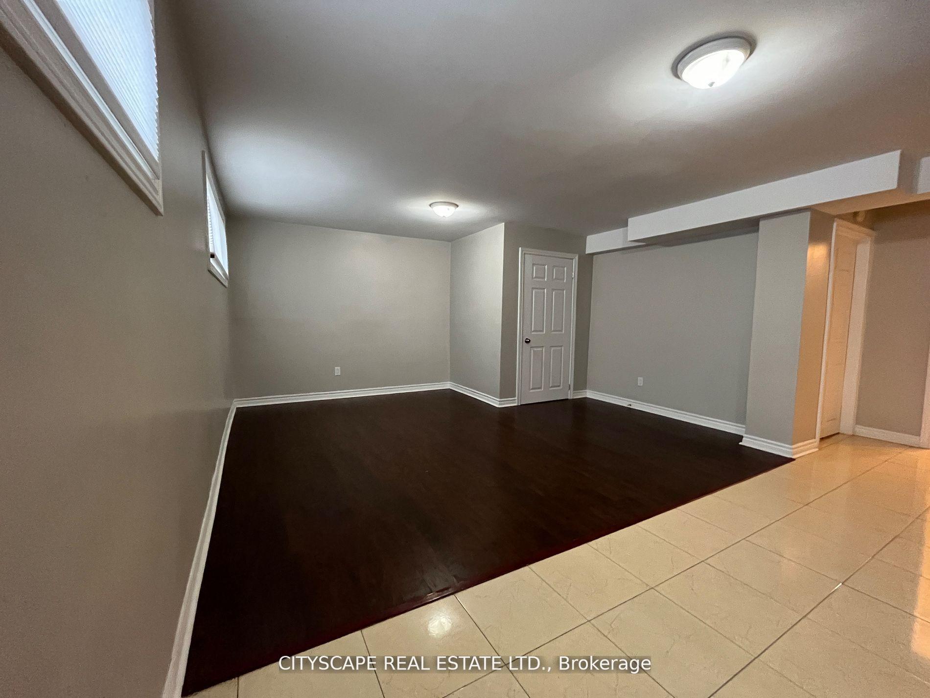 Photo 4 of Unit Bsmt, 2 Leslie Street, Brampton, Northwood Park — HOMEH