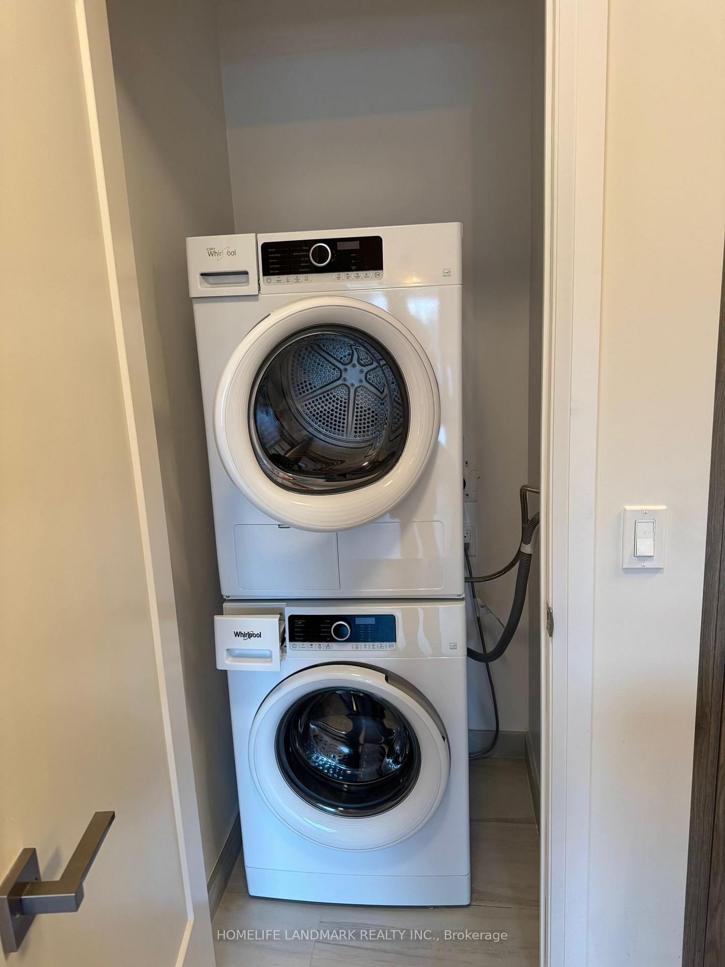 Photo 8 of Unit 629, 38 Water Walk Drive, Markham, Unionville — HOMEH