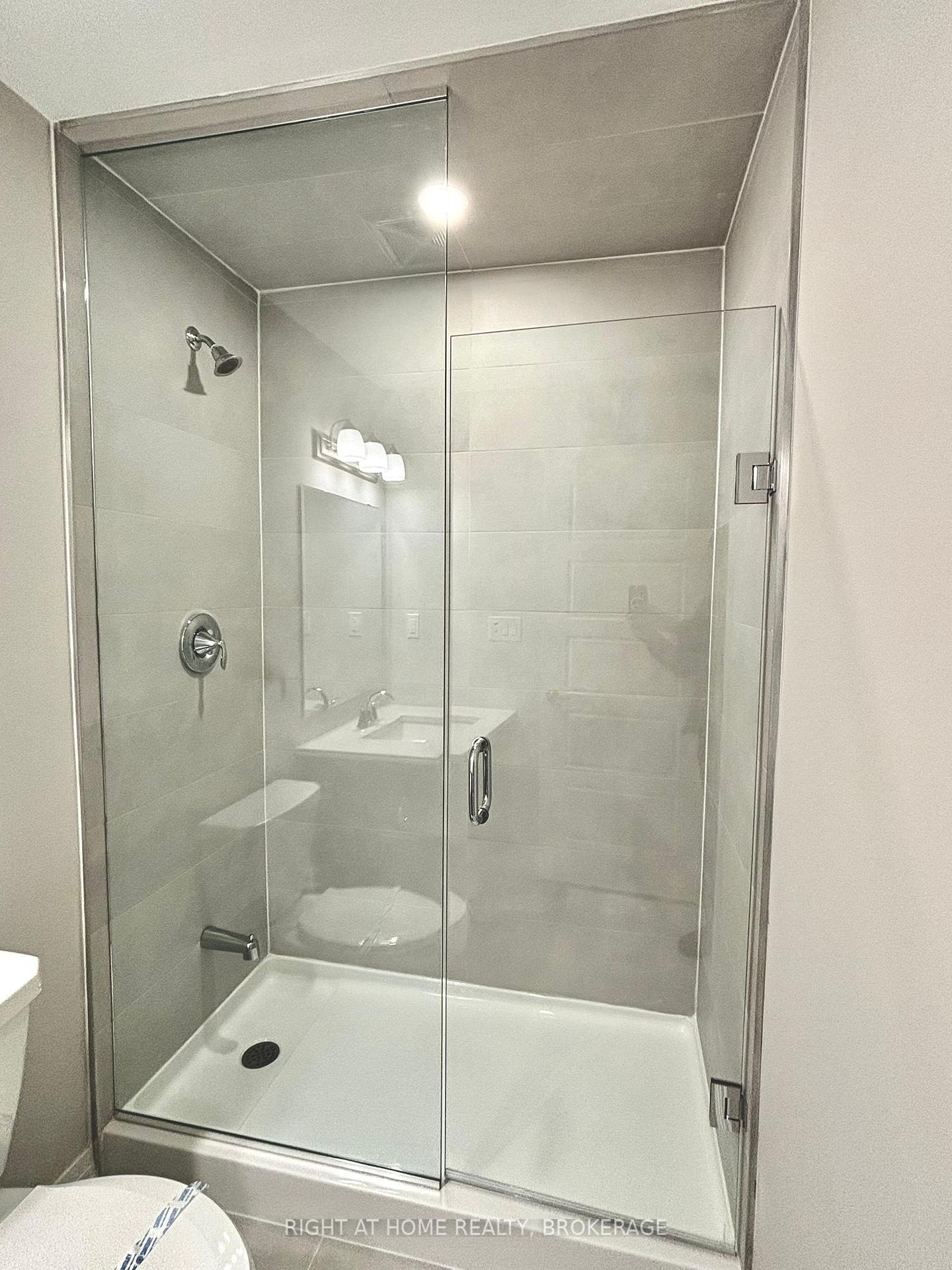 Photo 9 of Unit 301, 3285 Carding Mill Trail, Oakville, Glenorchy — HOMEH