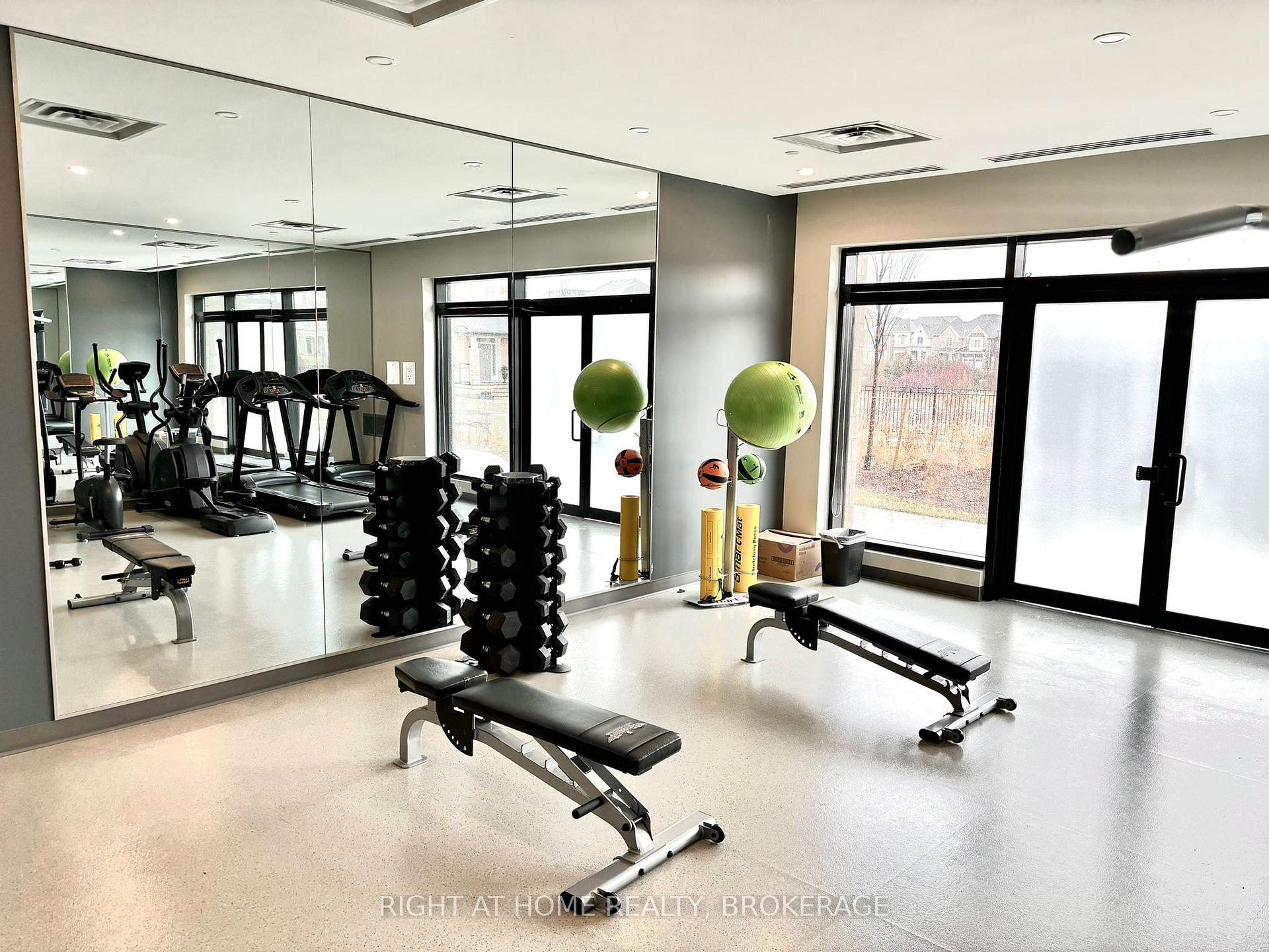 Photo 13 of Unit 301, 3285 Carding Mill Trail, Oakville, Glenorchy — HOMEH