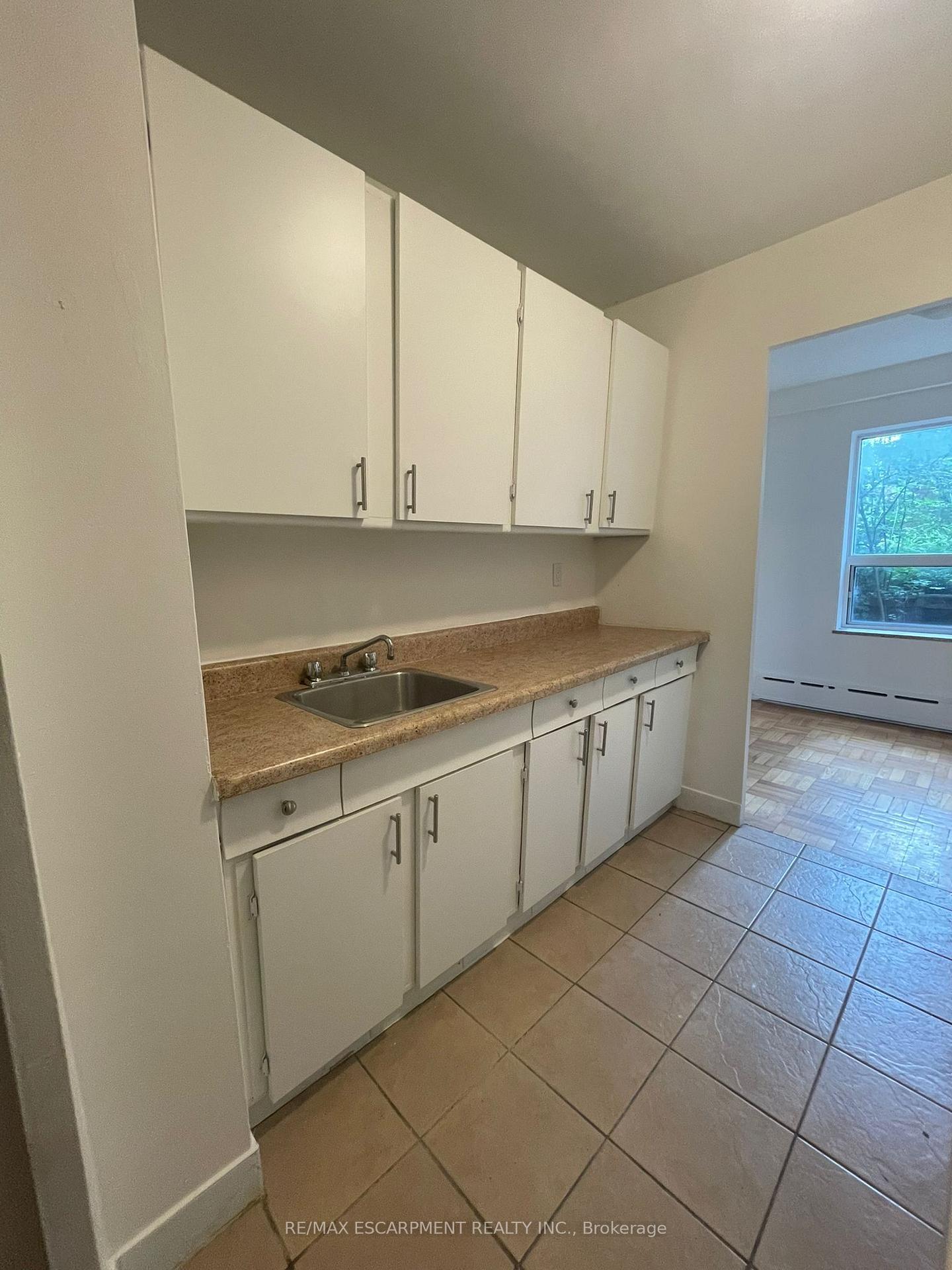 Photo 3 of Unit 107, 325A James Street S, Hamilton, Durand — HOMEH