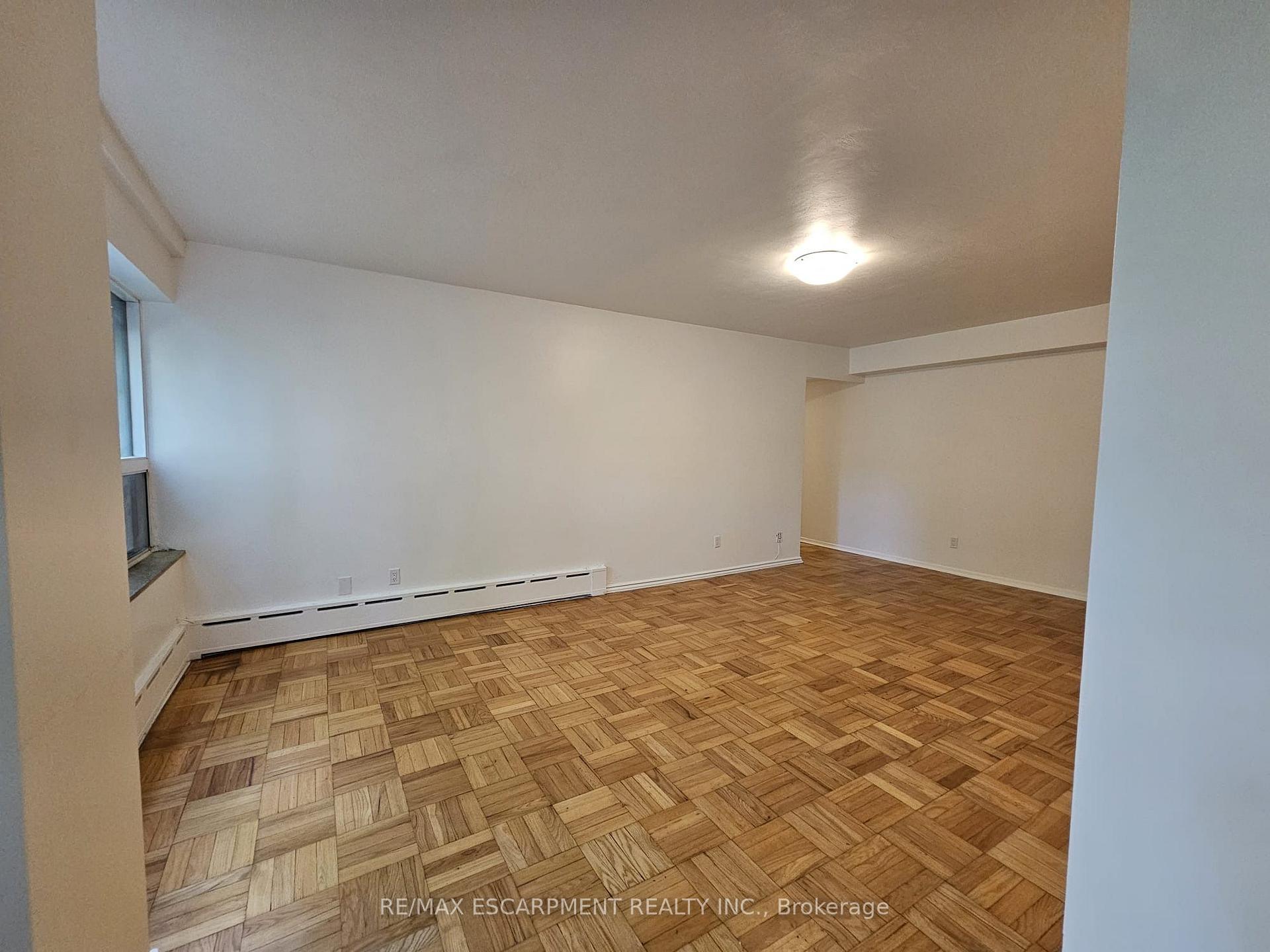 Photo 9 of Unit 107, 325A James Street S, Hamilton, Durand — HOMEH