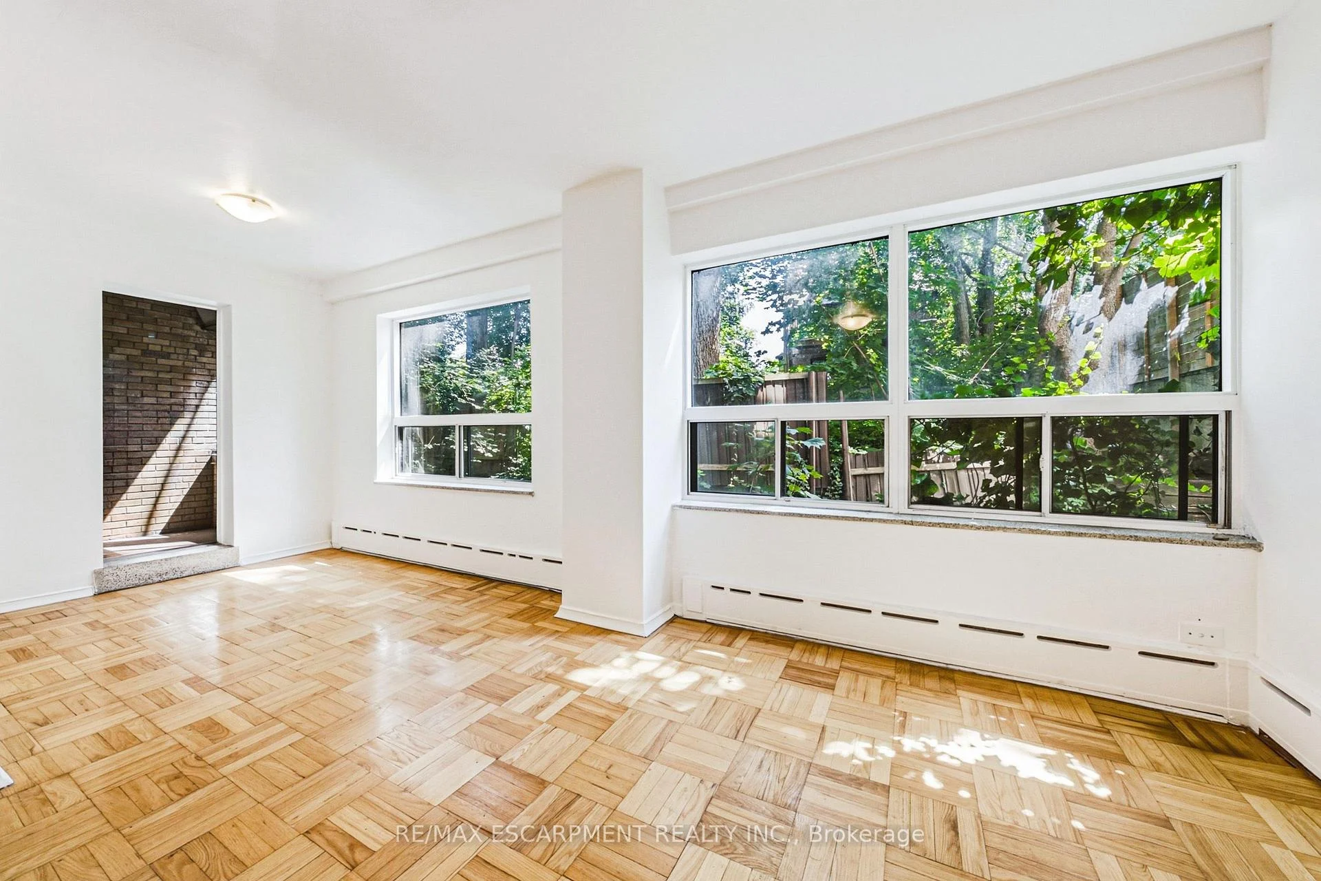 Photo 6 of Unit 107, 325A James Street S, Hamilton, Durand — HOMEH