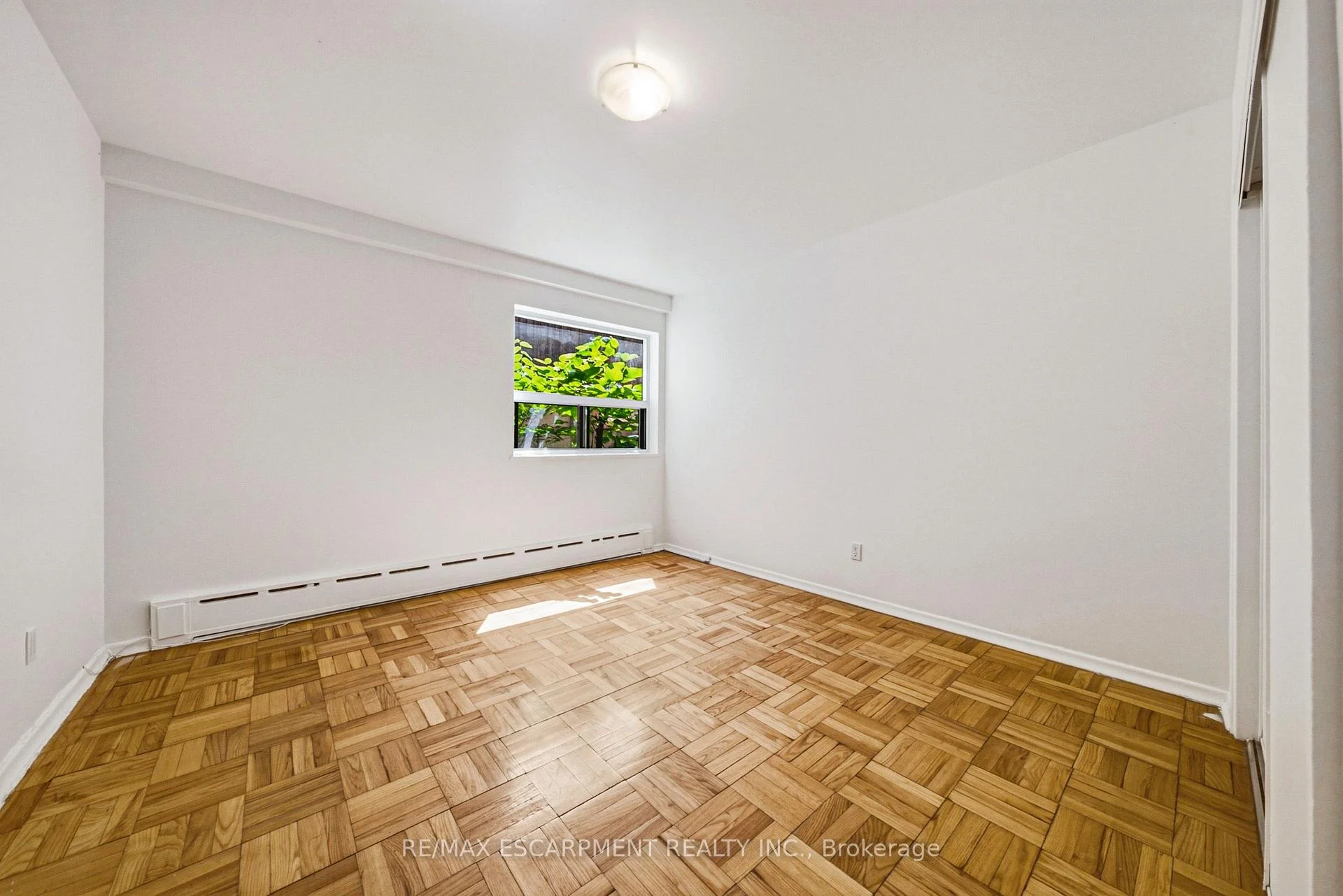 Photo 16 of Unit 107, 325A James Street S, Hamilton, Durand — HOMEH