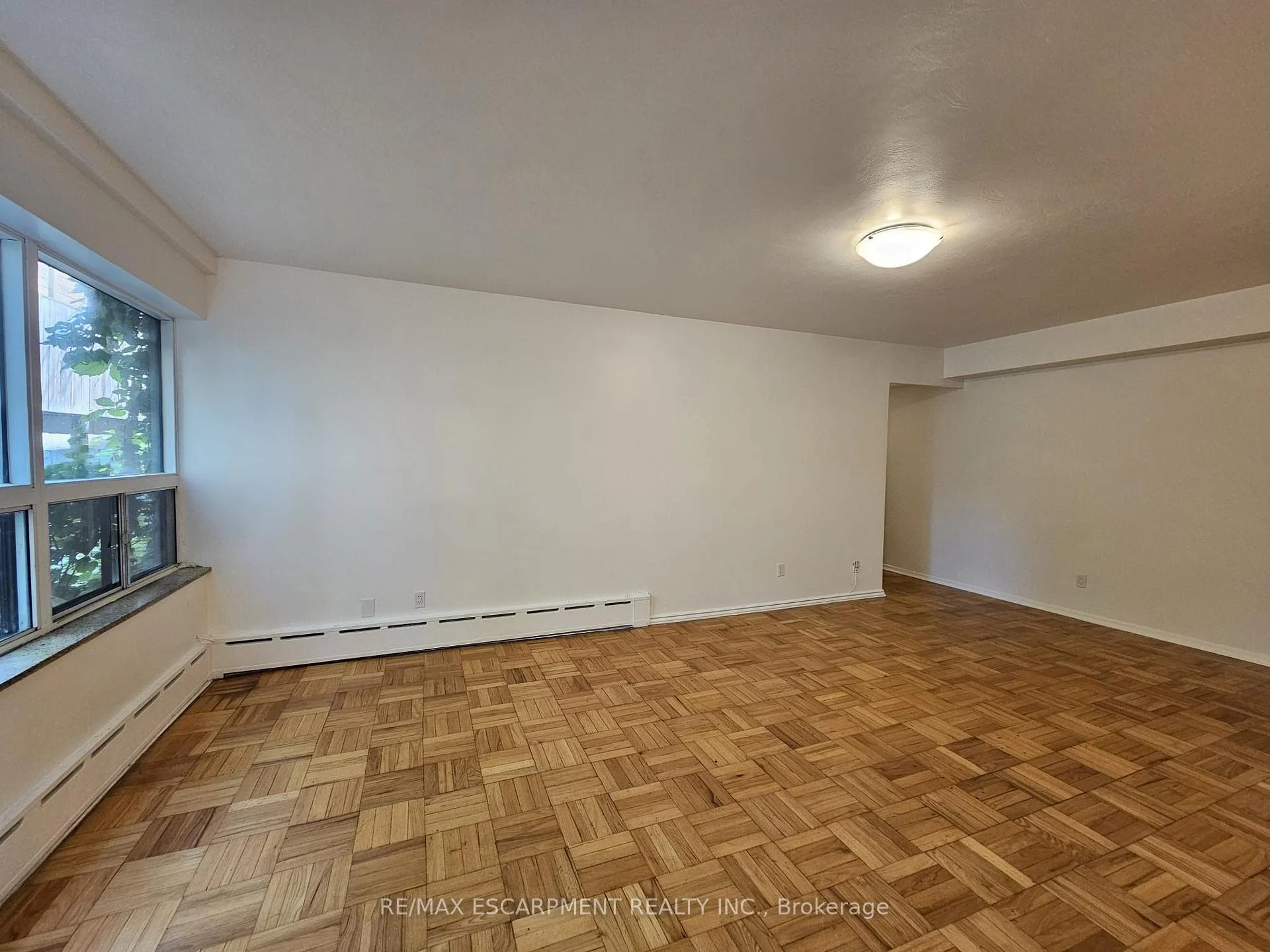 Photo 17 of Unit 107, 325A James Street S, Hamilton, Durand — HOMEH
