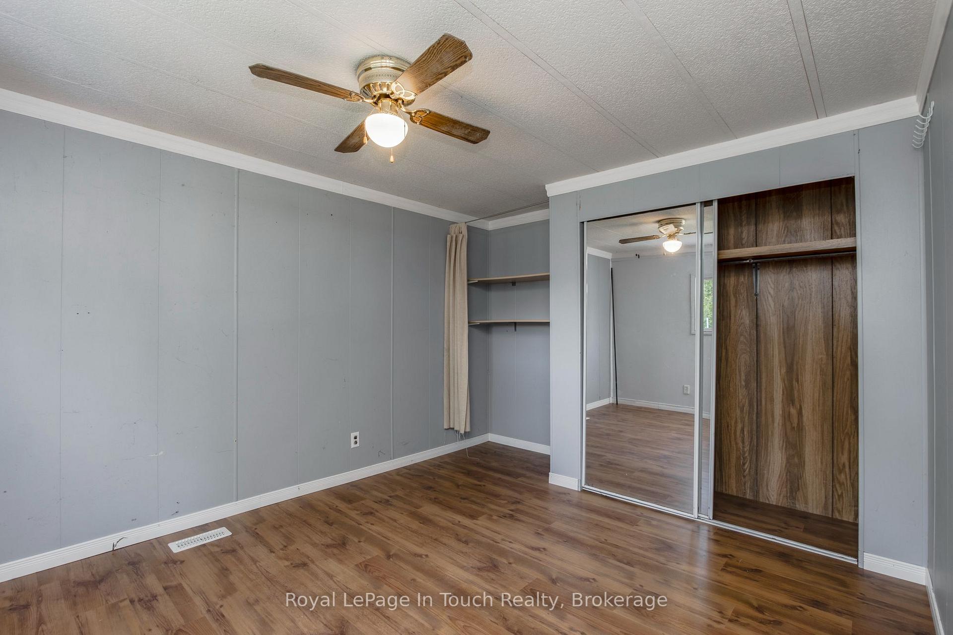 Photo 11 of 21 Vics Road, Midland — HOMEH