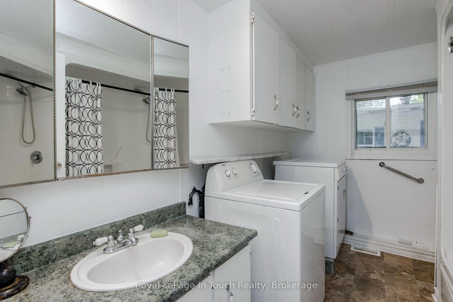 Photo 14 of 21 Vics Road, Midland — HOMEH