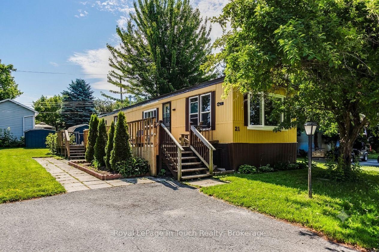 Photo 18 of 21 Vics Road, Midland — HOMEH