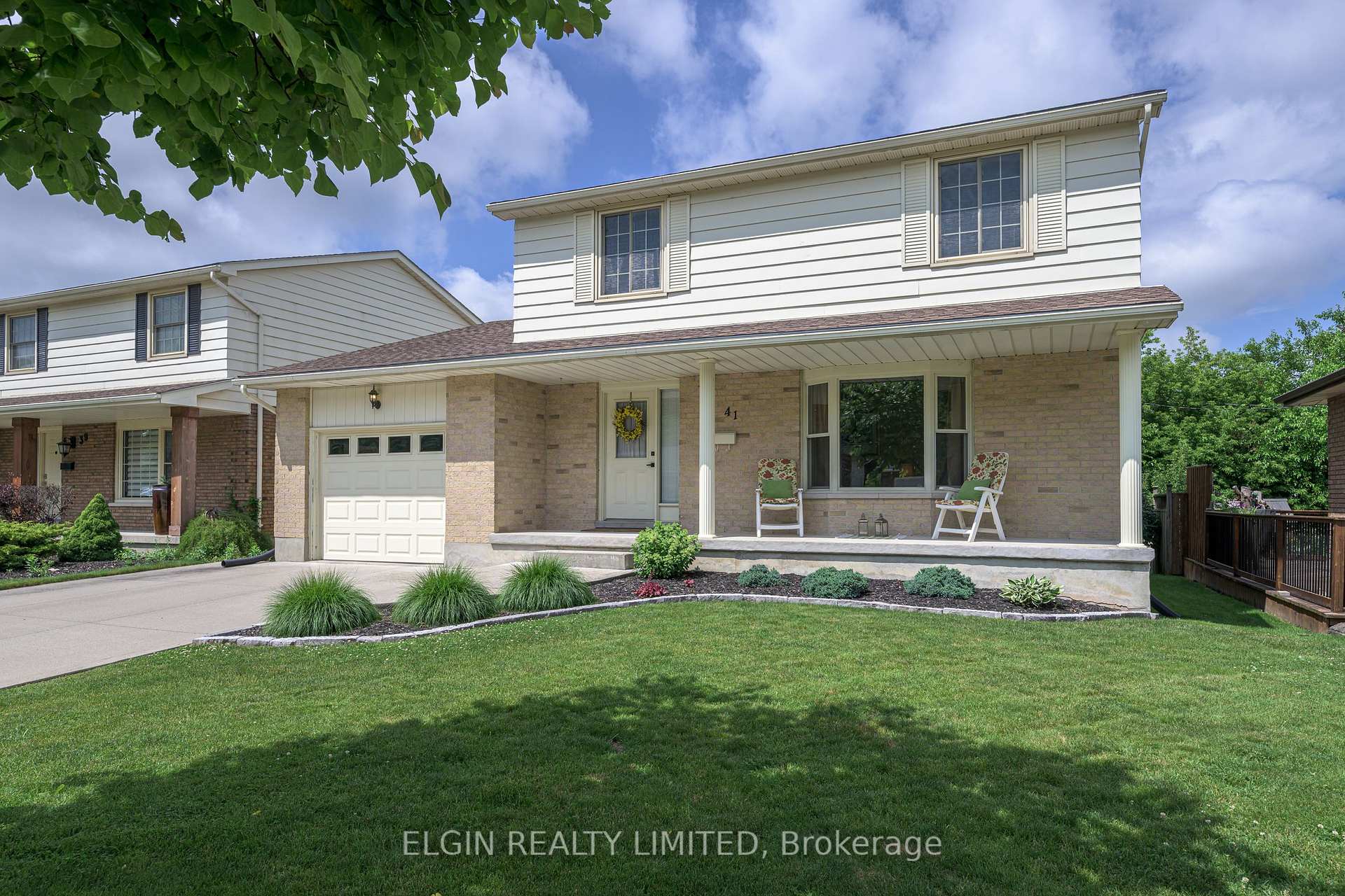 Photo 3 of 41 Luton Crescent, St. Thomas — HOMEH