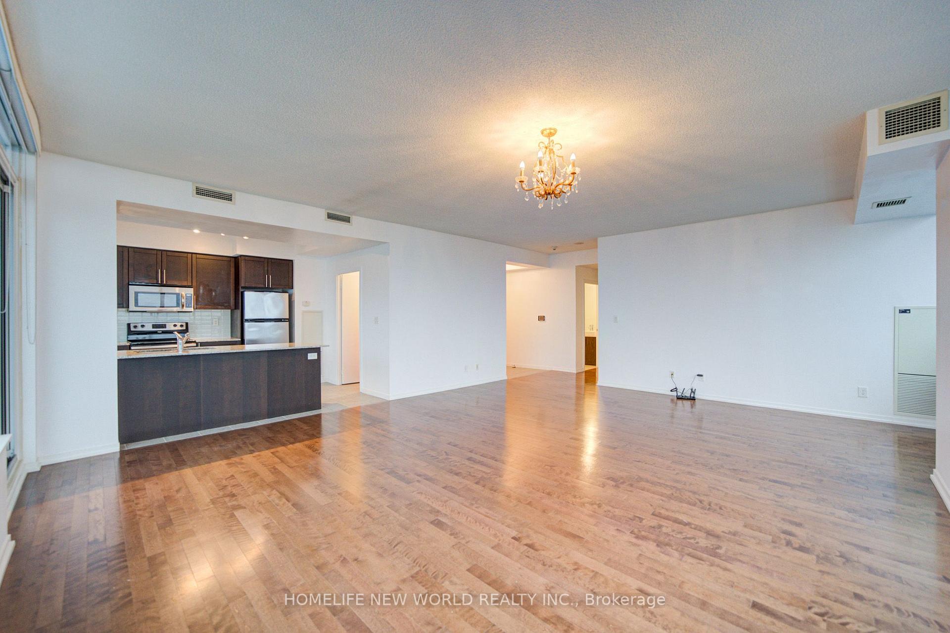 Photo 6 of Unit 4905, 65 Bremner Boulevard, Toronto, Waterfront Communities — HOMEH