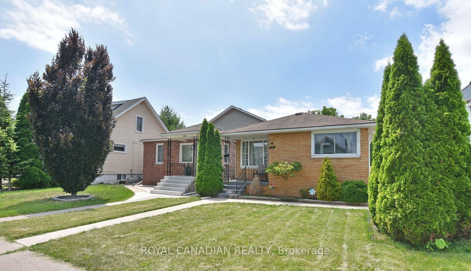 Photo 2 of 1635 Elsmere Avenue, Windsor — HOMEH