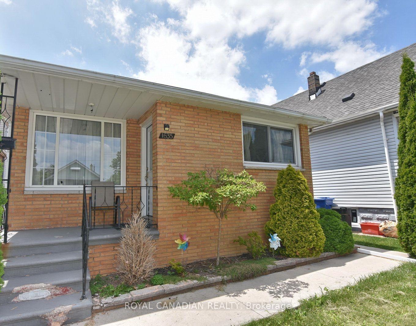 Photo 3 of 1635 Elsmere Avenue, Windsor — HOMEH