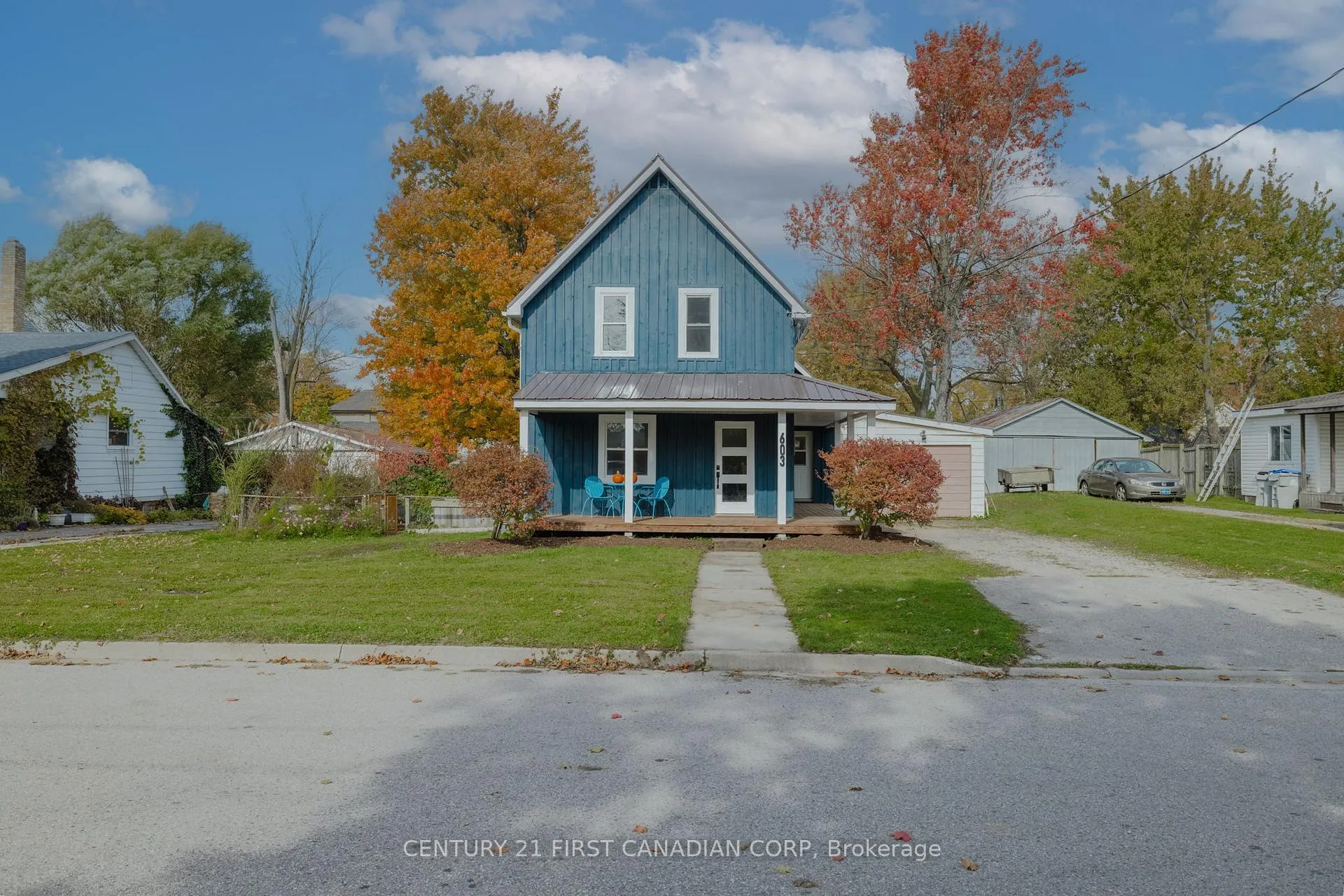 Photo 3 of 603 Erie Street, Warwick, Watford — HOMEH