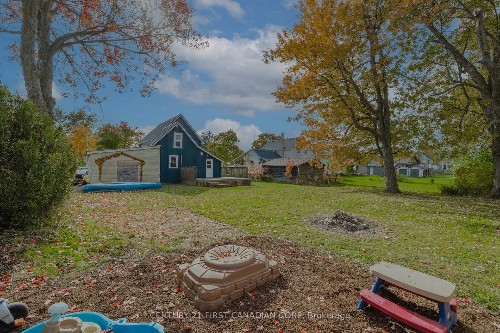 Photo 9 of 603 Erie Street, Warwick, Watford — HOMEH