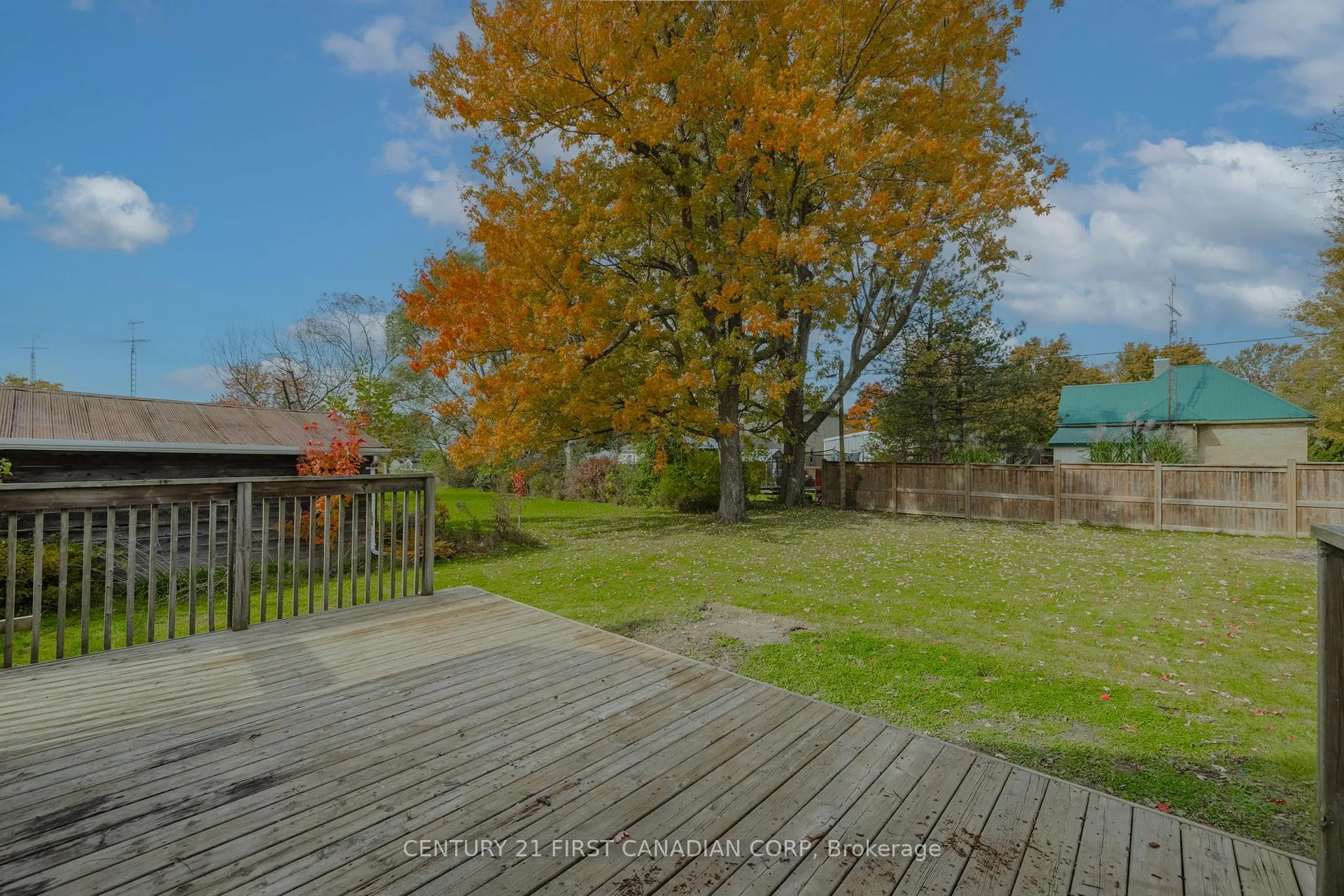 Photo 12 of 603 Erie Street, Warwick, Watford — HOMEH