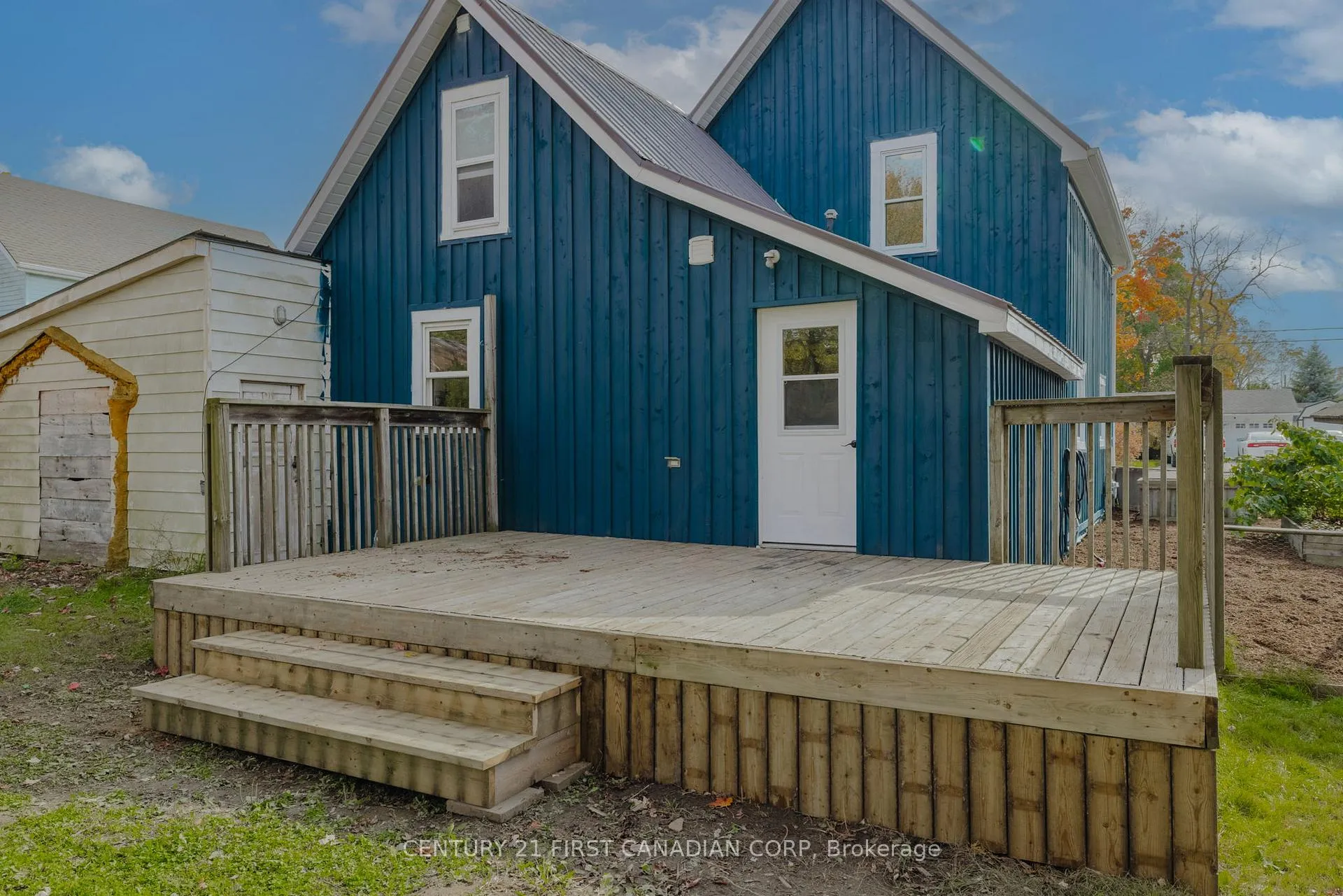 Photo 13 of 603 Erie Street, Warwick, Watford — HOMEH