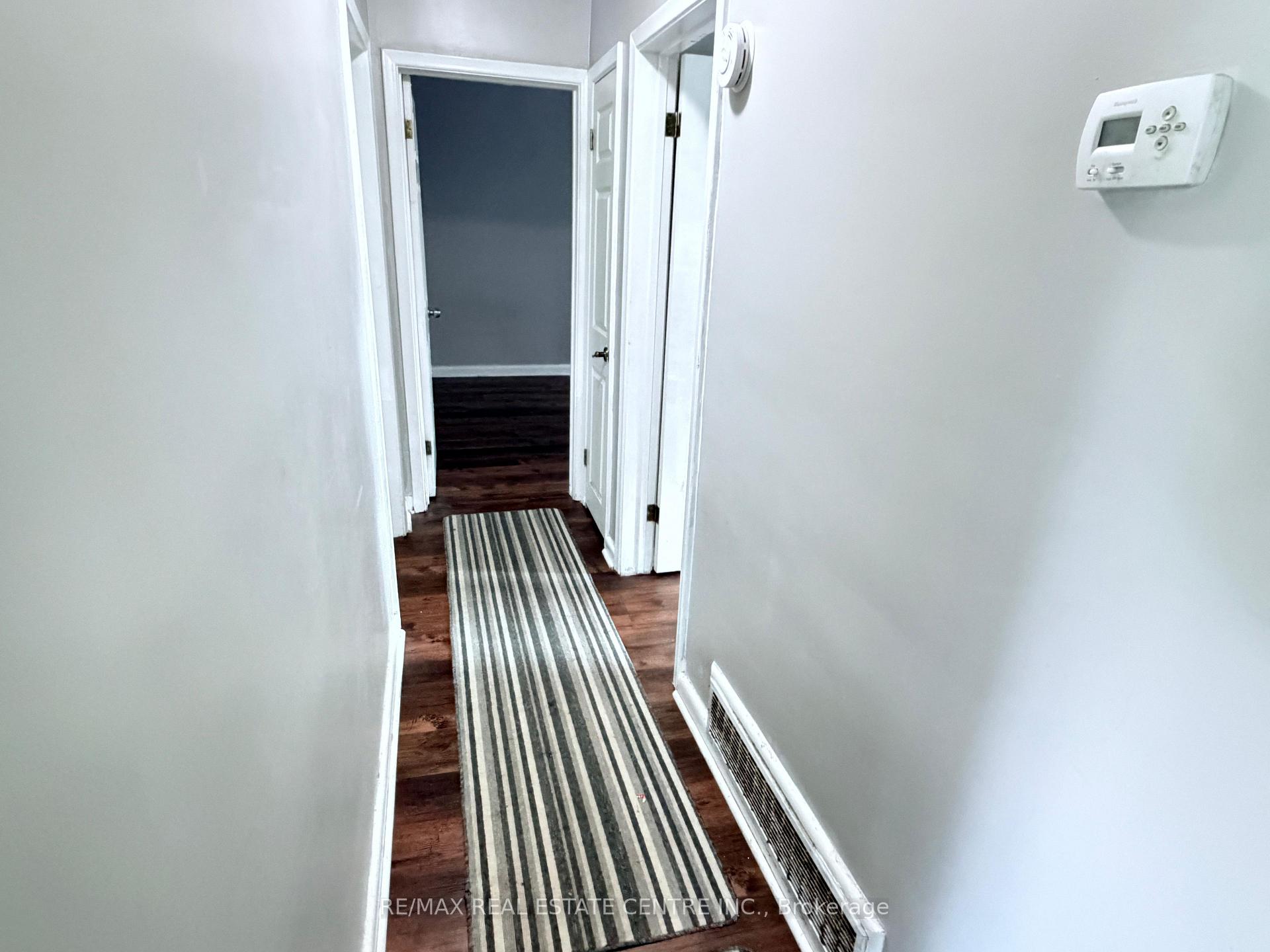 Photo 9 of 52 Sharbot Avenue, Scarborough, Woburn — HOMEH