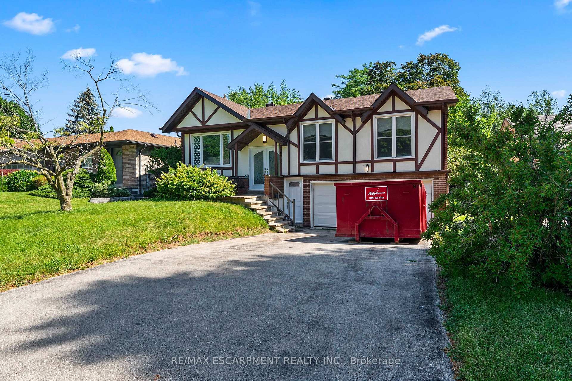 Photo 24 of 2506 Yarmouth Crescent, Oakville, West — HOMEH