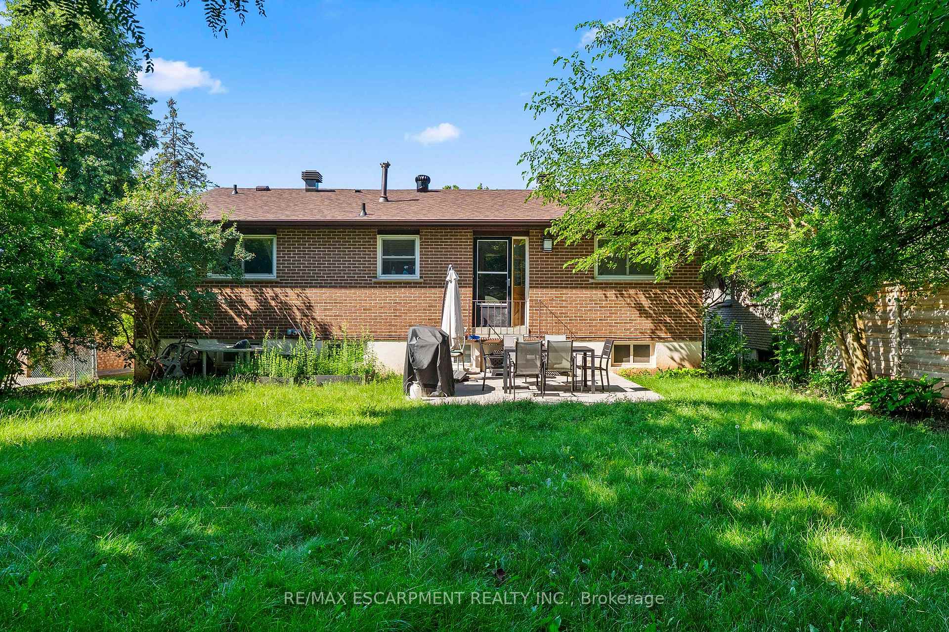 Photo 36 of 2506 Yarmouth Crescent, Oakville, West — HOMEH