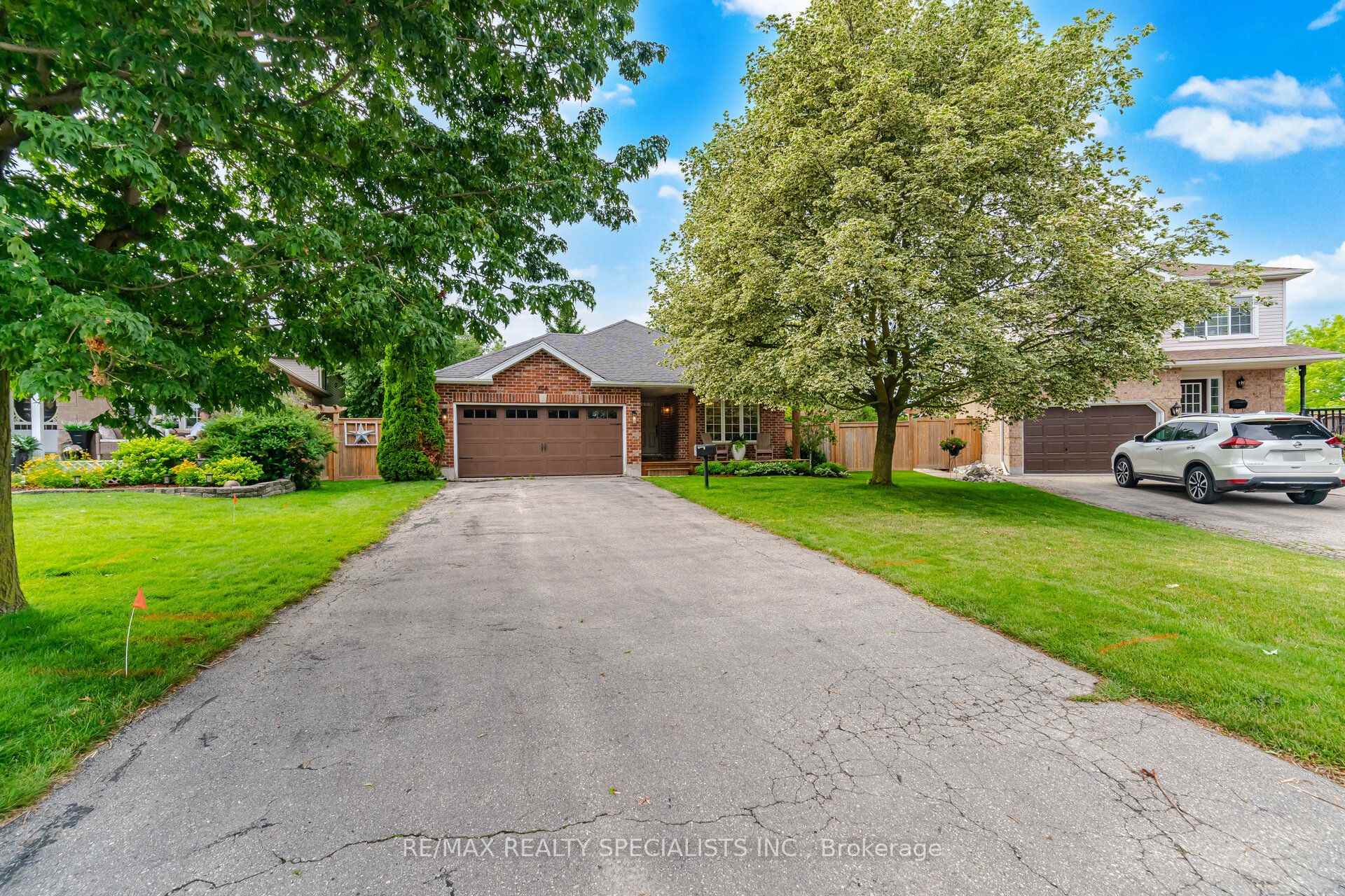 Photo 3 of 408 Flannery Drive, Centre Wellington, Fergus — HOMEH