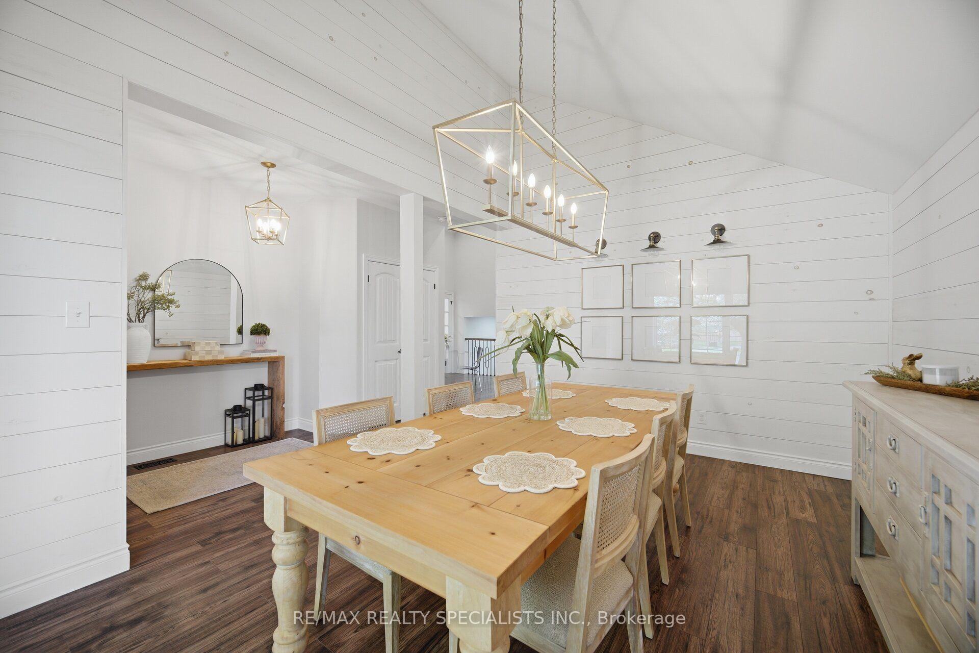 Photo 9 of 408 Flannery Drive, Centre Wellington, Fergus — HOMEH