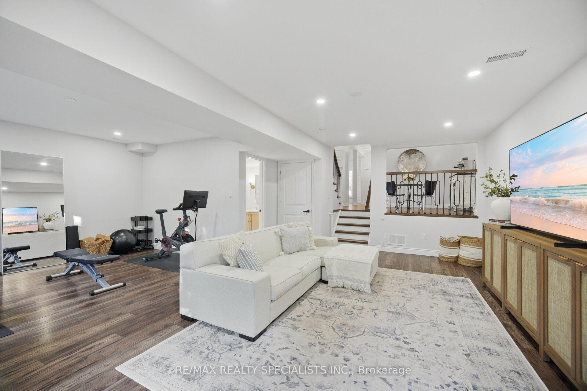 Photo 19 of 408 Flannery Drive, Centre Wellington, Fergus — HOMEH