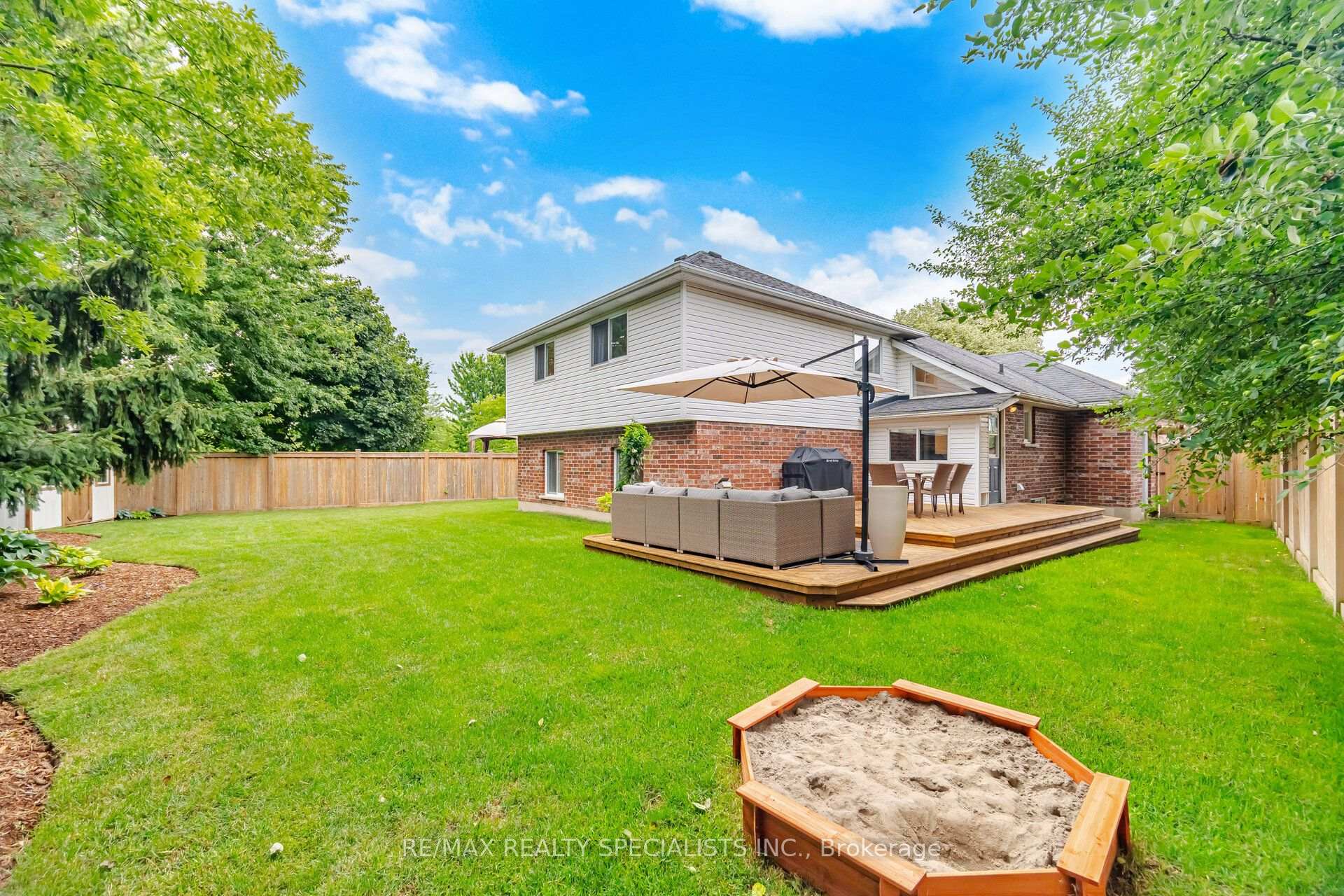 Photo 45 of 408 Flannery Drive, Centre Wellington, Fergus — HOMEH