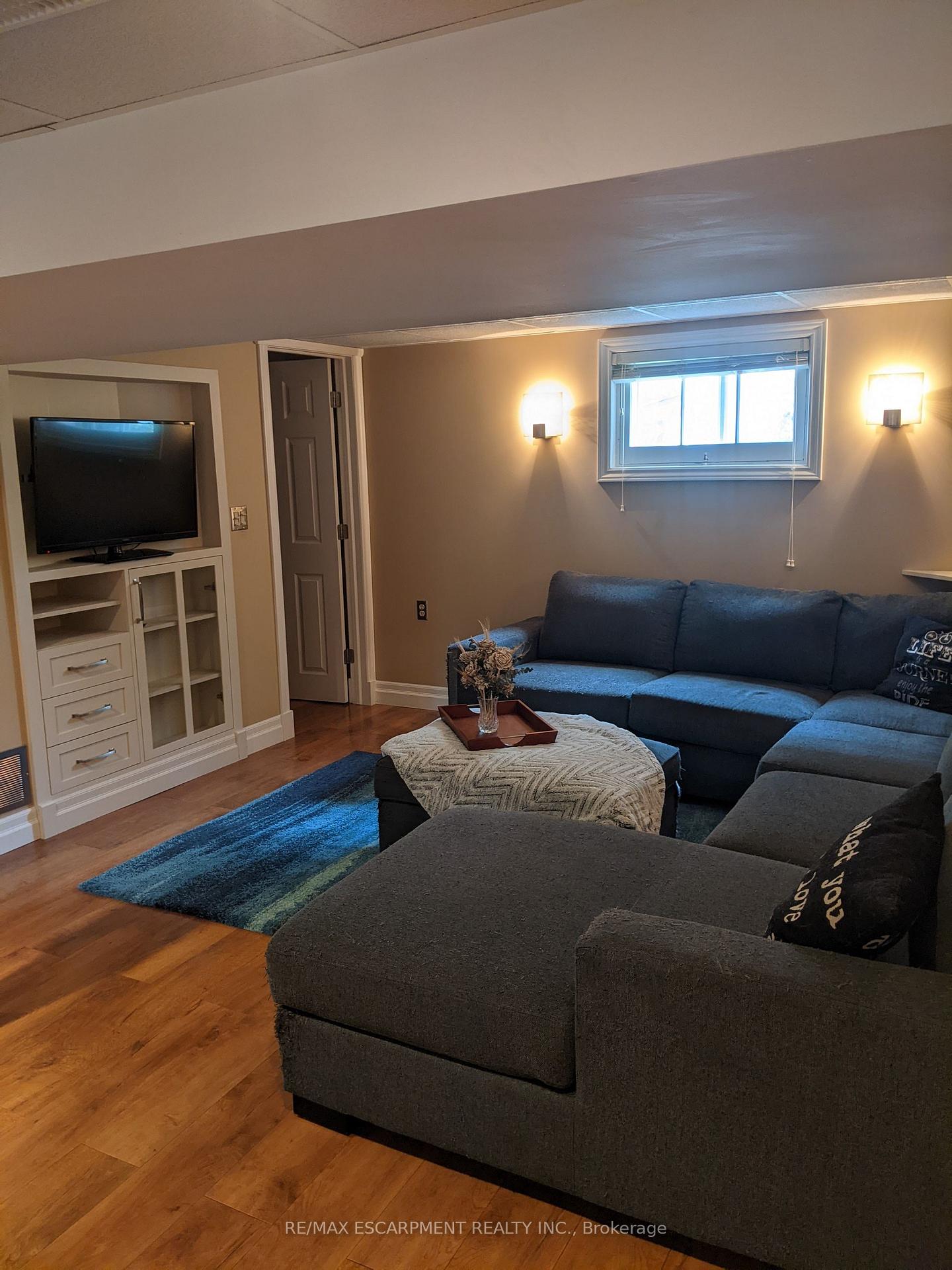 Photo 14 of 257 Dundonald Avenue, Hamilton, Rosedale — HOMEH