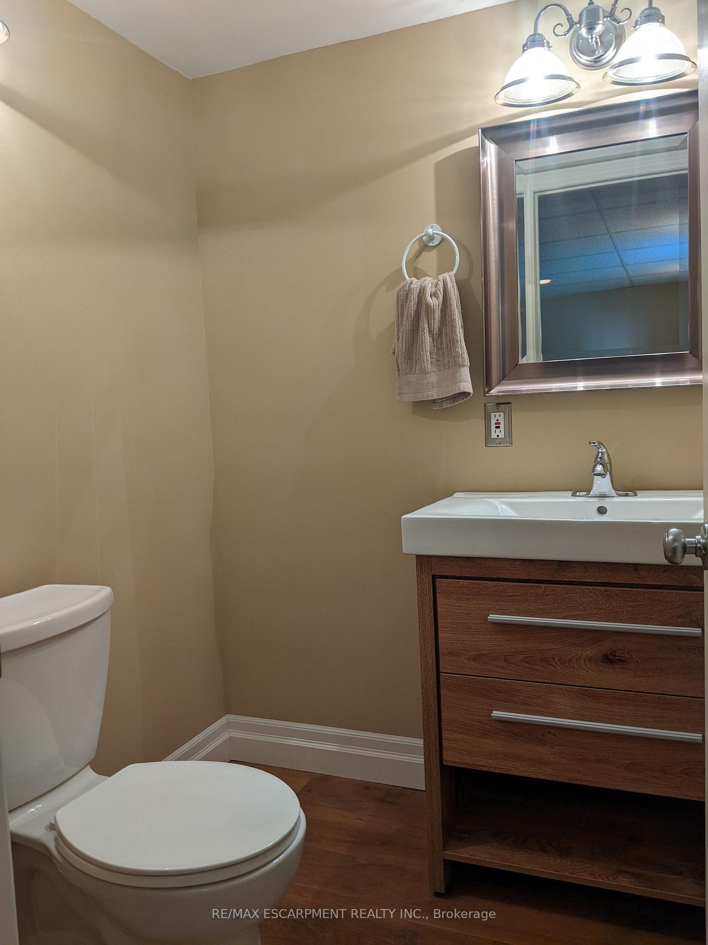 Photo 17 of 257 Dundonald Avenue, Hamilton, Rosedale — HOMEH