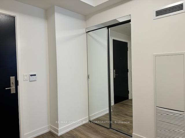 Photo 6 of Unit 403, 158 Front Street E, Toronto, Moss Park — HOMEH