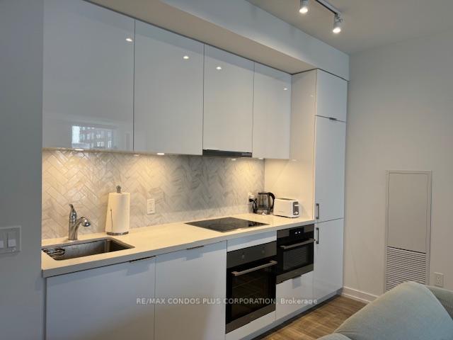 Photo 11 of Unit 403, 158 Front Street E, Toronto, Moss Park — HOMEH