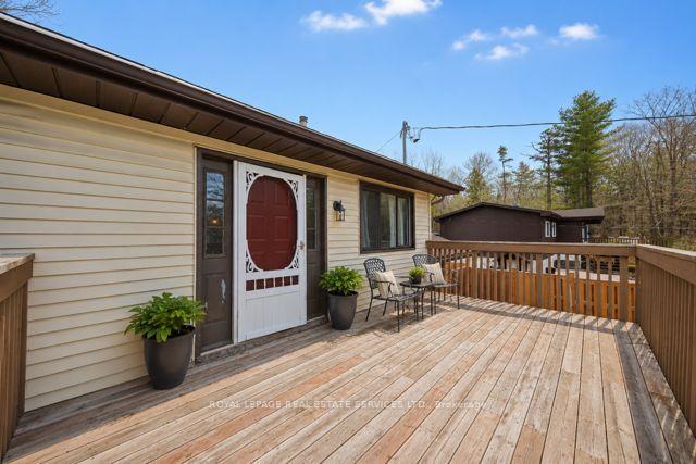 Photo 2 of 93 Ronald Avenue, Tiny, Rural Tiny — HOMEH