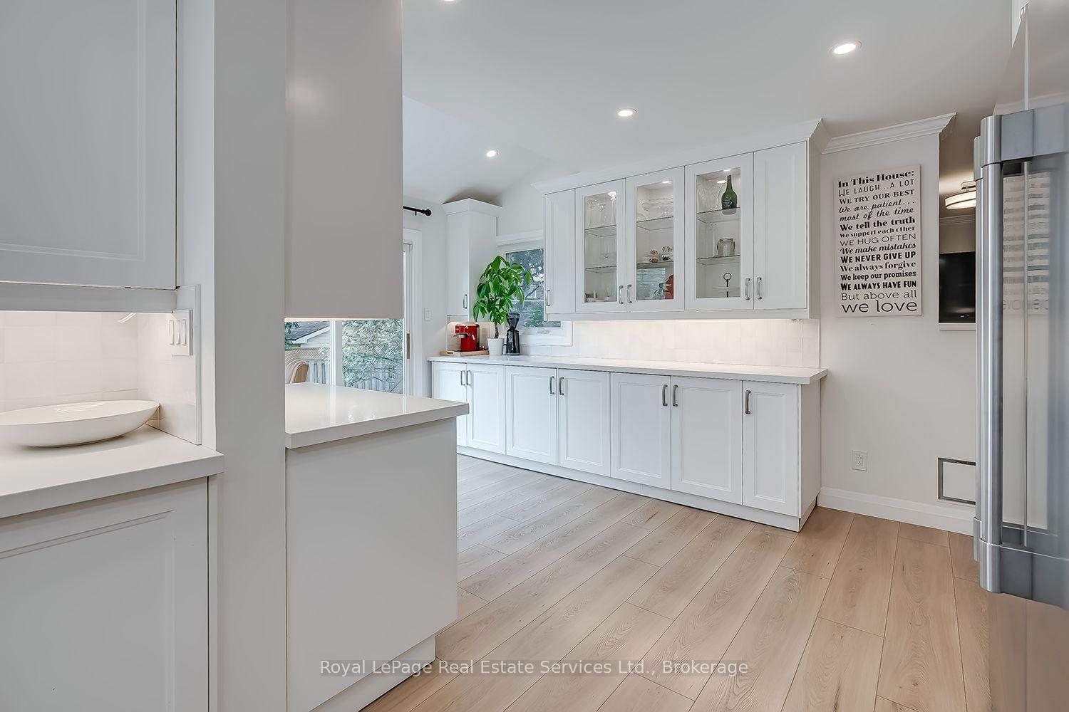 Photo 11 of 1484 Princeton Crescent, Oakville, Joshua Creek — HOMEH