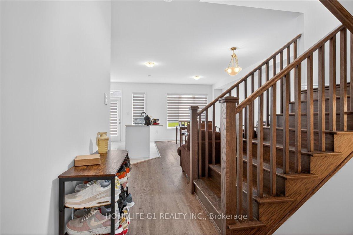 Photo 12 of 5 Dyer Crescent, Bracebridge, Macaulay — HOMEH