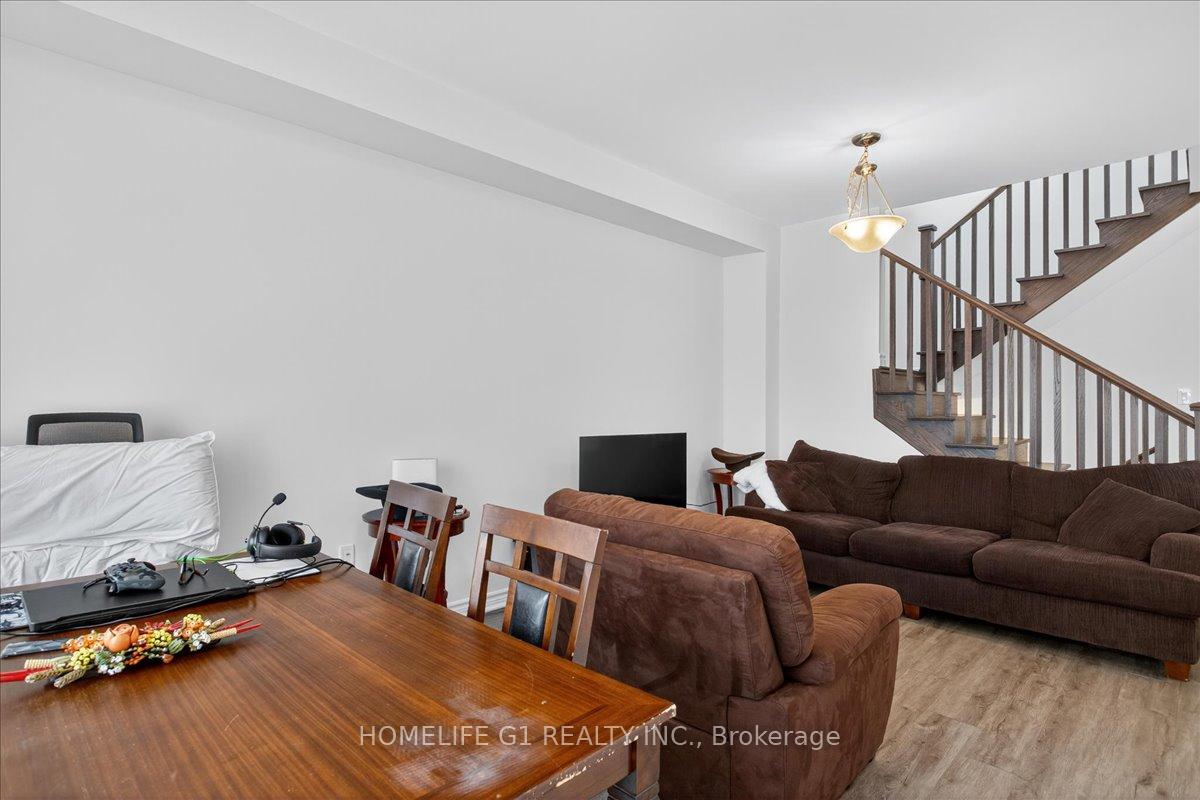 Photo 15 of 5 Dyer Crescent, Bracebridge, Macaulay — HOMEH