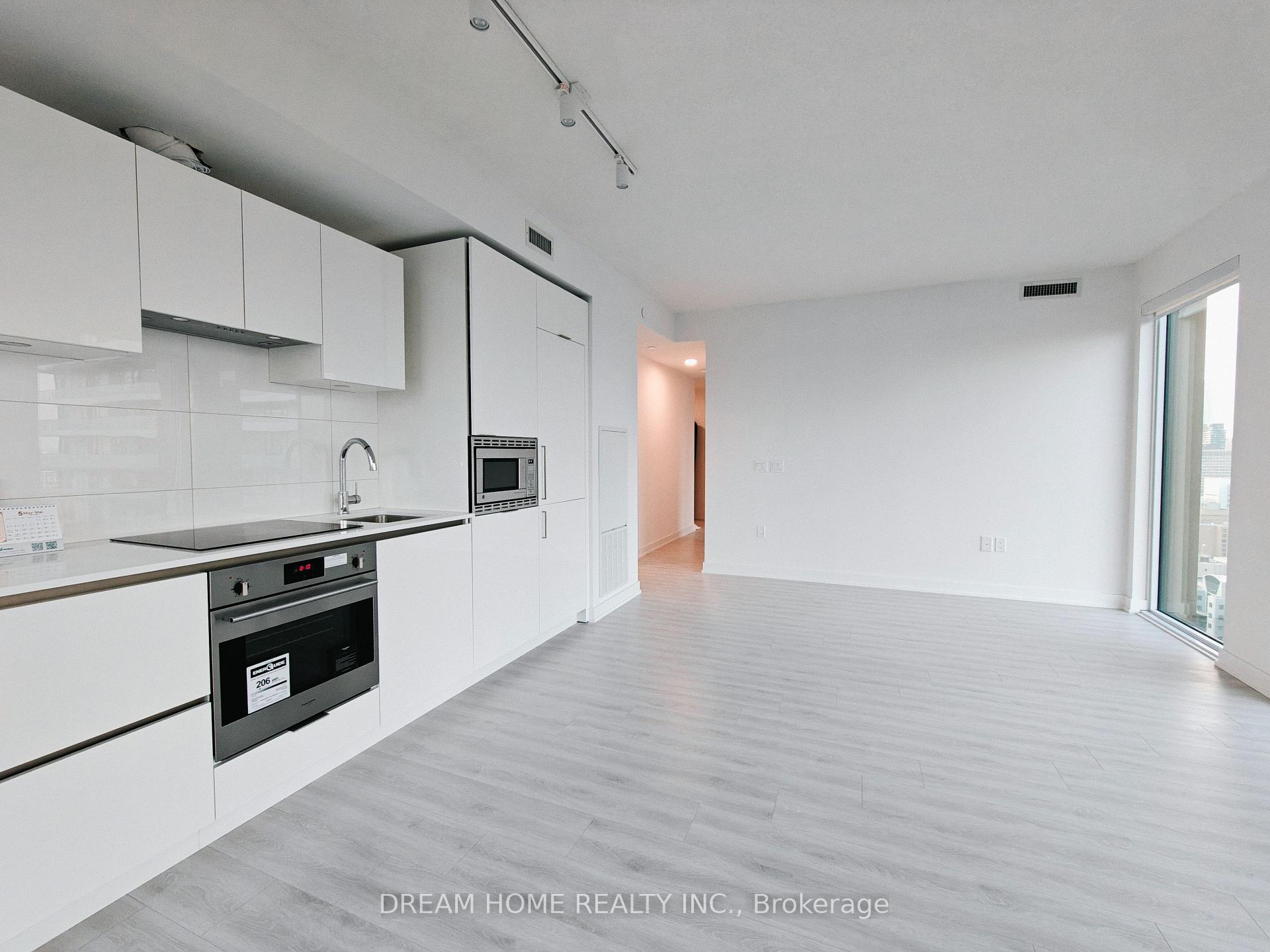 Photo 5 of Unit 3604, 238 Simcoe Street, Toronto, Kensington-Chinatown — HOMEH