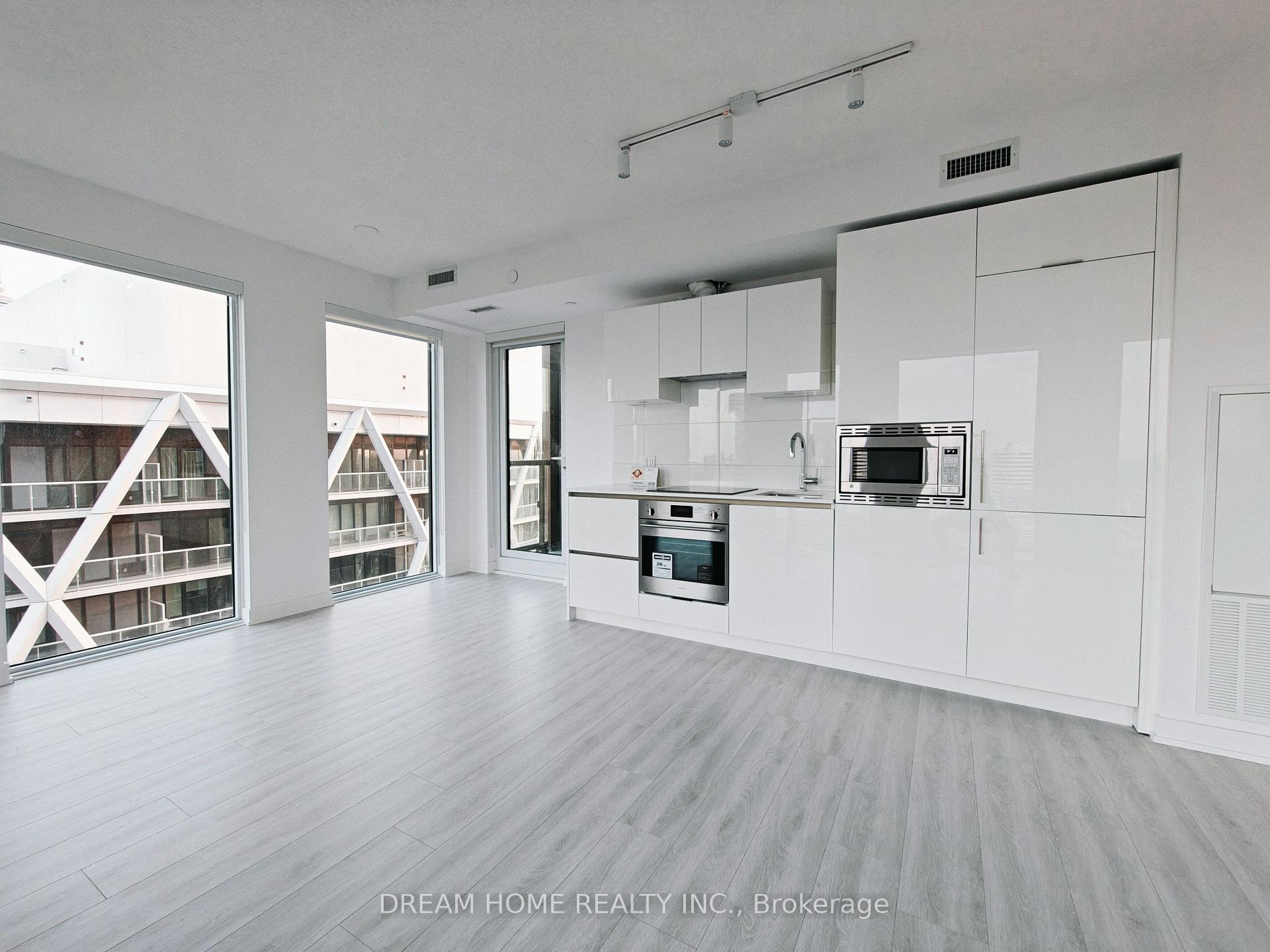 Photo 7 of Unit 3604, 238 Simcoe Street, Toronto, Kensington-Chinatown — HOMEH