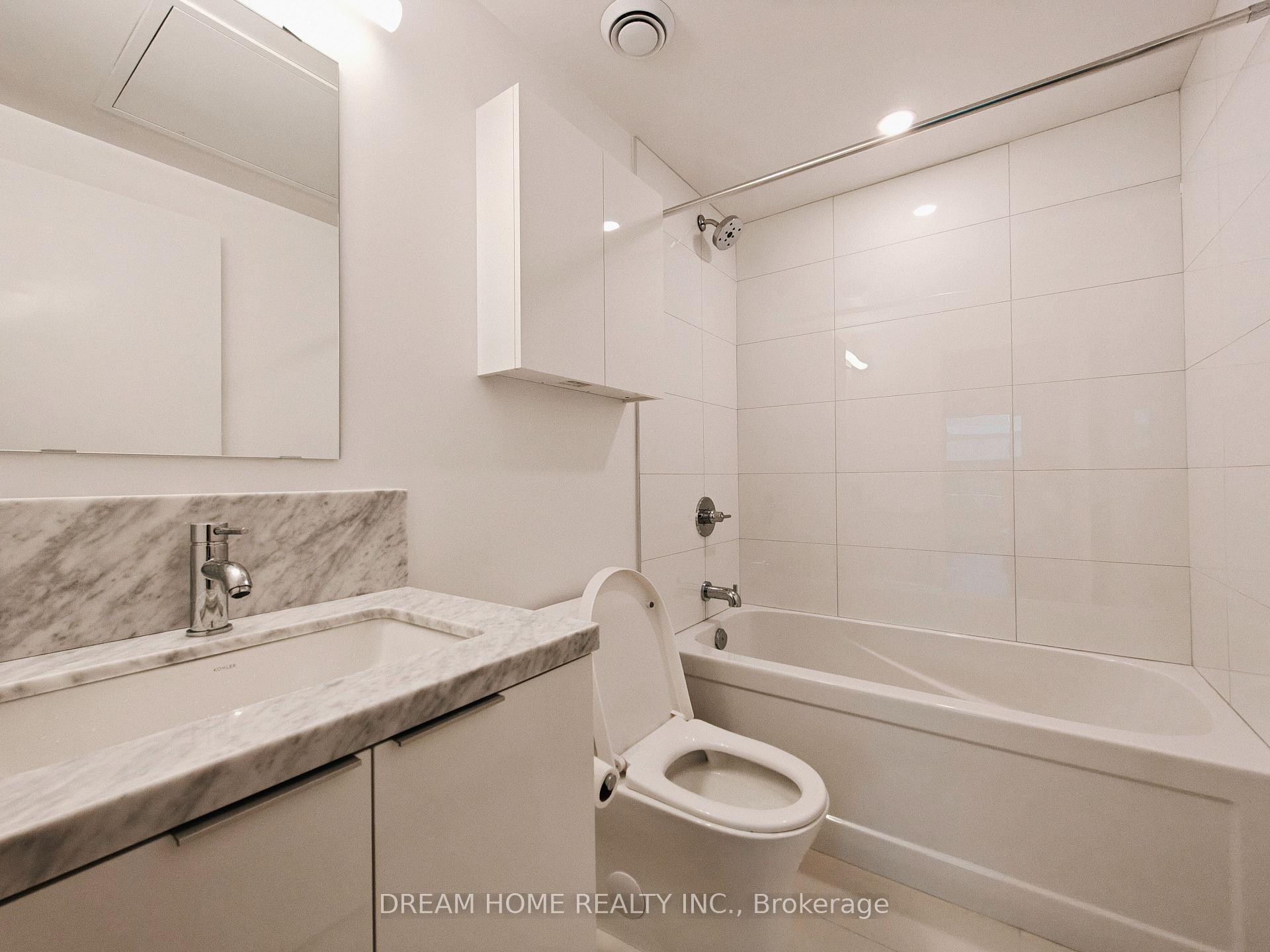 Photo 10 of Unit 3604, 238 Simcoe Street, Toronto, Kensington-Chinatown — HOMEH