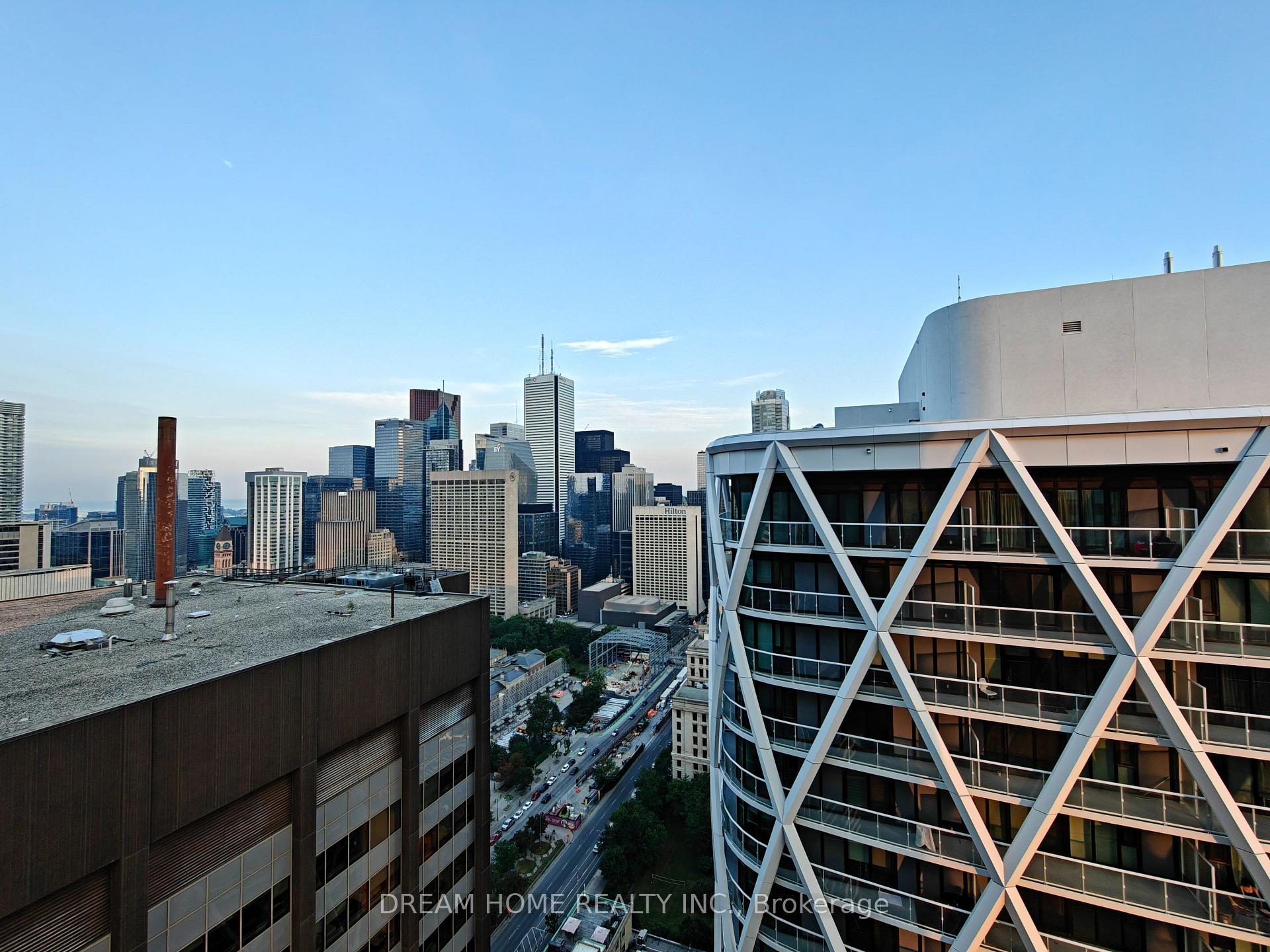 Photo 16 of Unit 3604, 238 Simcoe Street, Toronto, Kensington-Chinatown — HOMEH