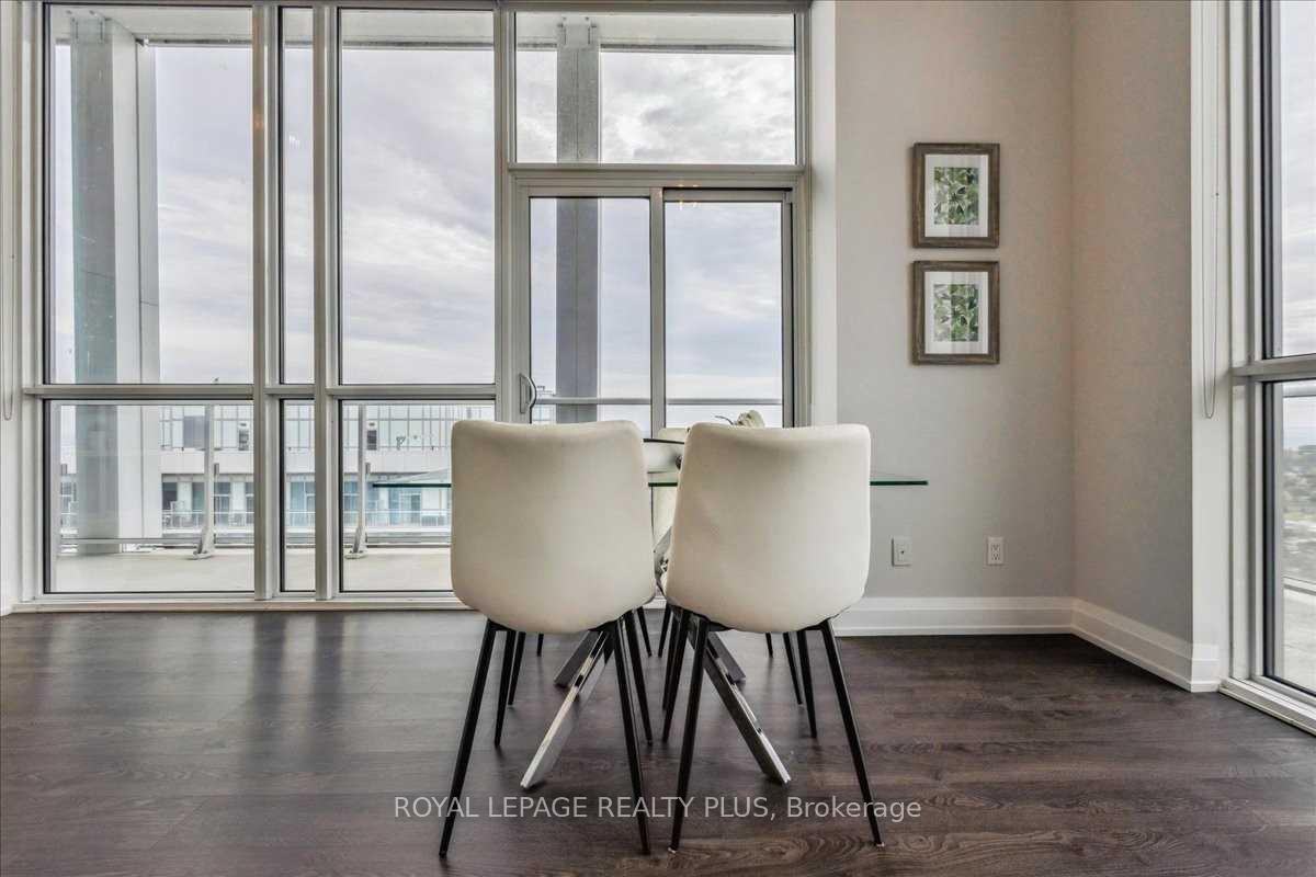 Photo 13 of Unit Ph9, 65 Speers Road, Oakville, Central — HOMEH