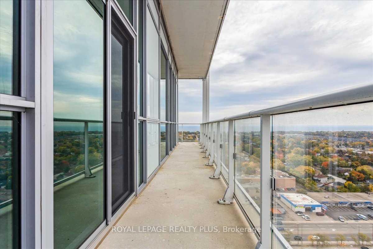 Photo 17 of Unit Ph9, 65 Speers Road, Oakville, Central — HOMEH