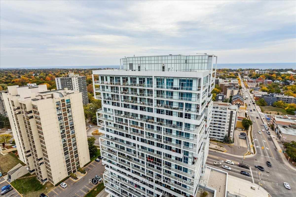 Photo 18 of Unit Ph9, 65 Speers Road, Oakville, Central — HOMEH