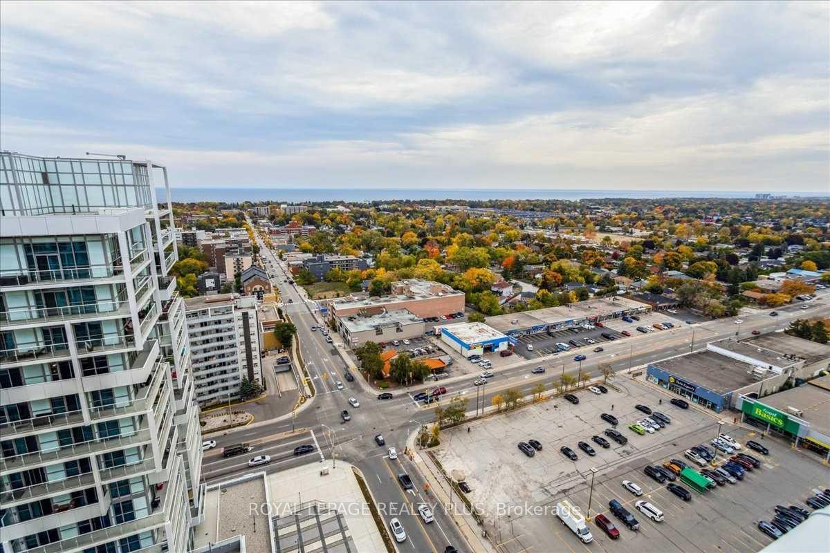 Photo 19 of Unit Ph9, 65 Speers Road, Oakville, Central — HOMEH