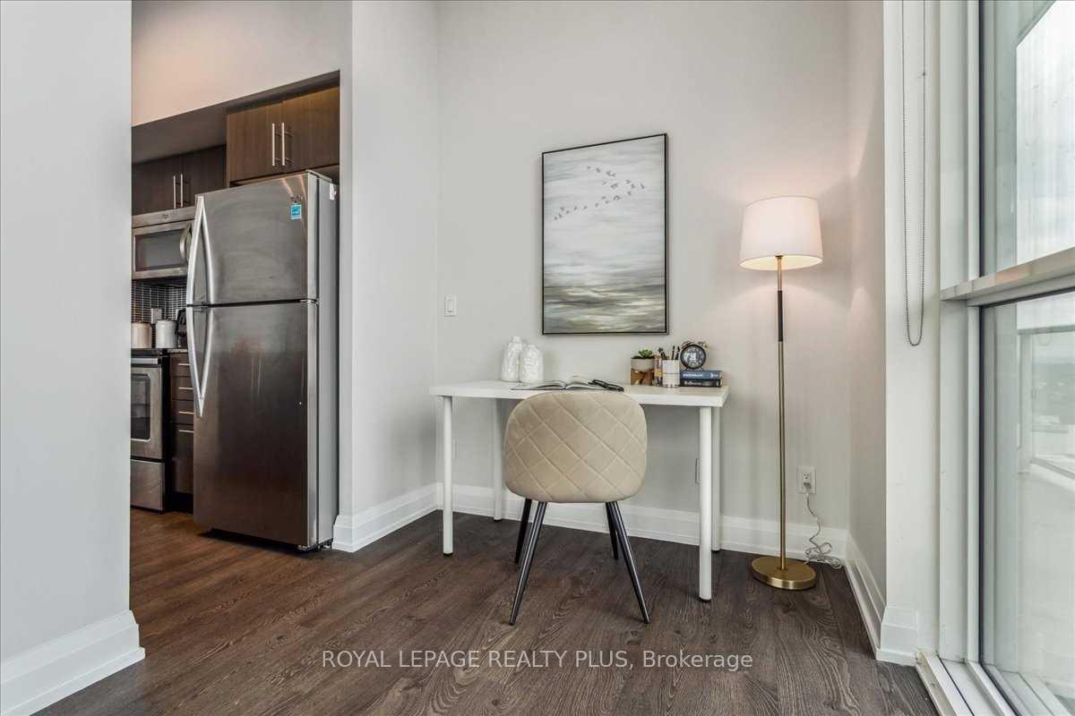 Photo 22 of Unit Ph9, 65 Speers Road, Oakville, Central — HOMEH