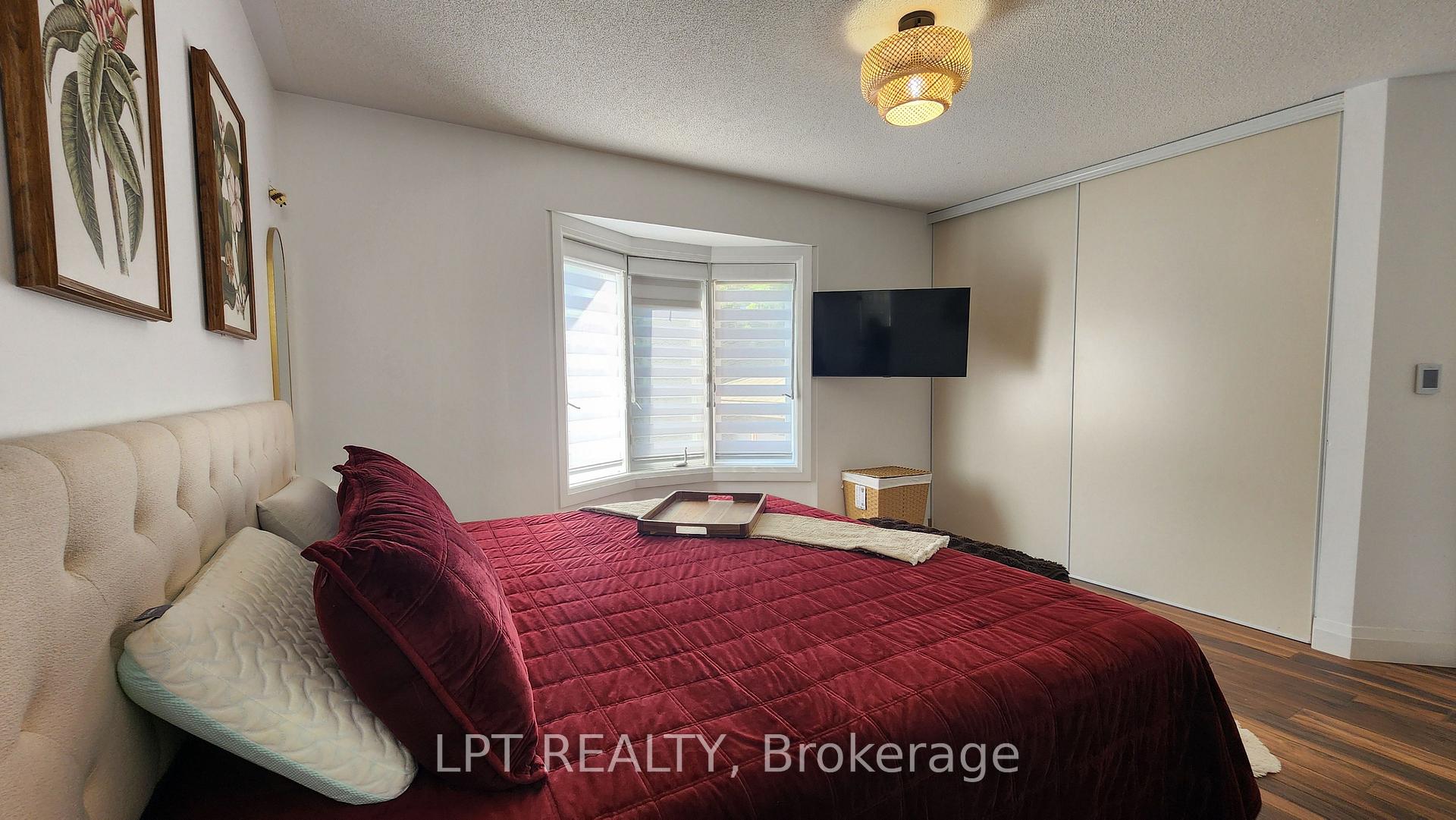 Photo 12 of 173 Loon Avenue, Barrie, Painswick South — HOMEH