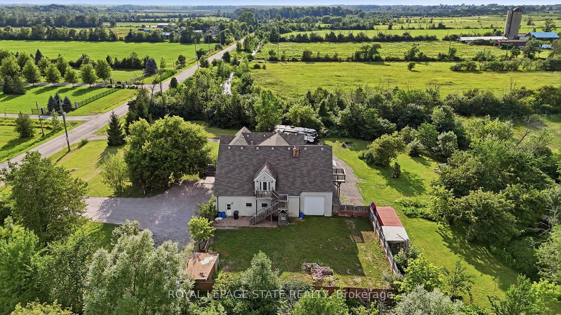 Photo 3 of 97 Smith Road, Hamilton, Rural Stoney Creek — HOMEH