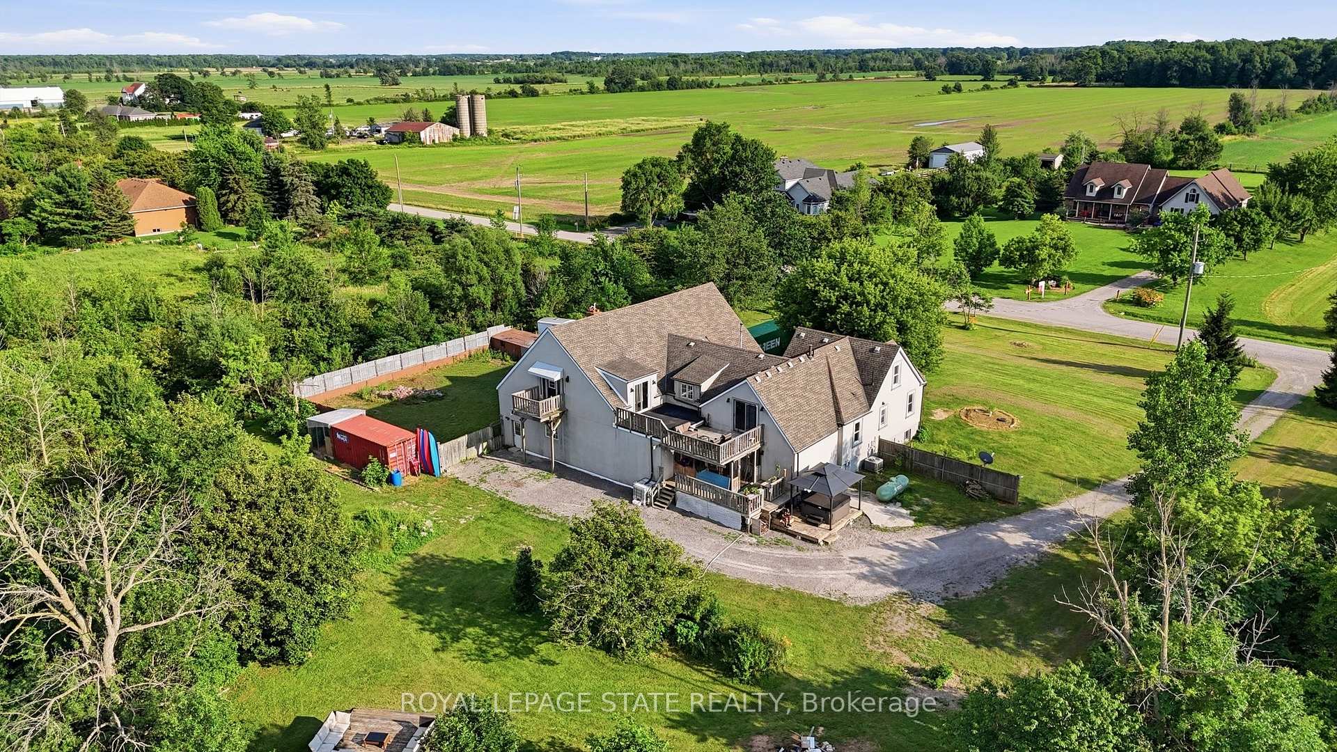 Photo 4 of 97 Smith Road, Hamilton, Rural Stoney Creek — HOMEH