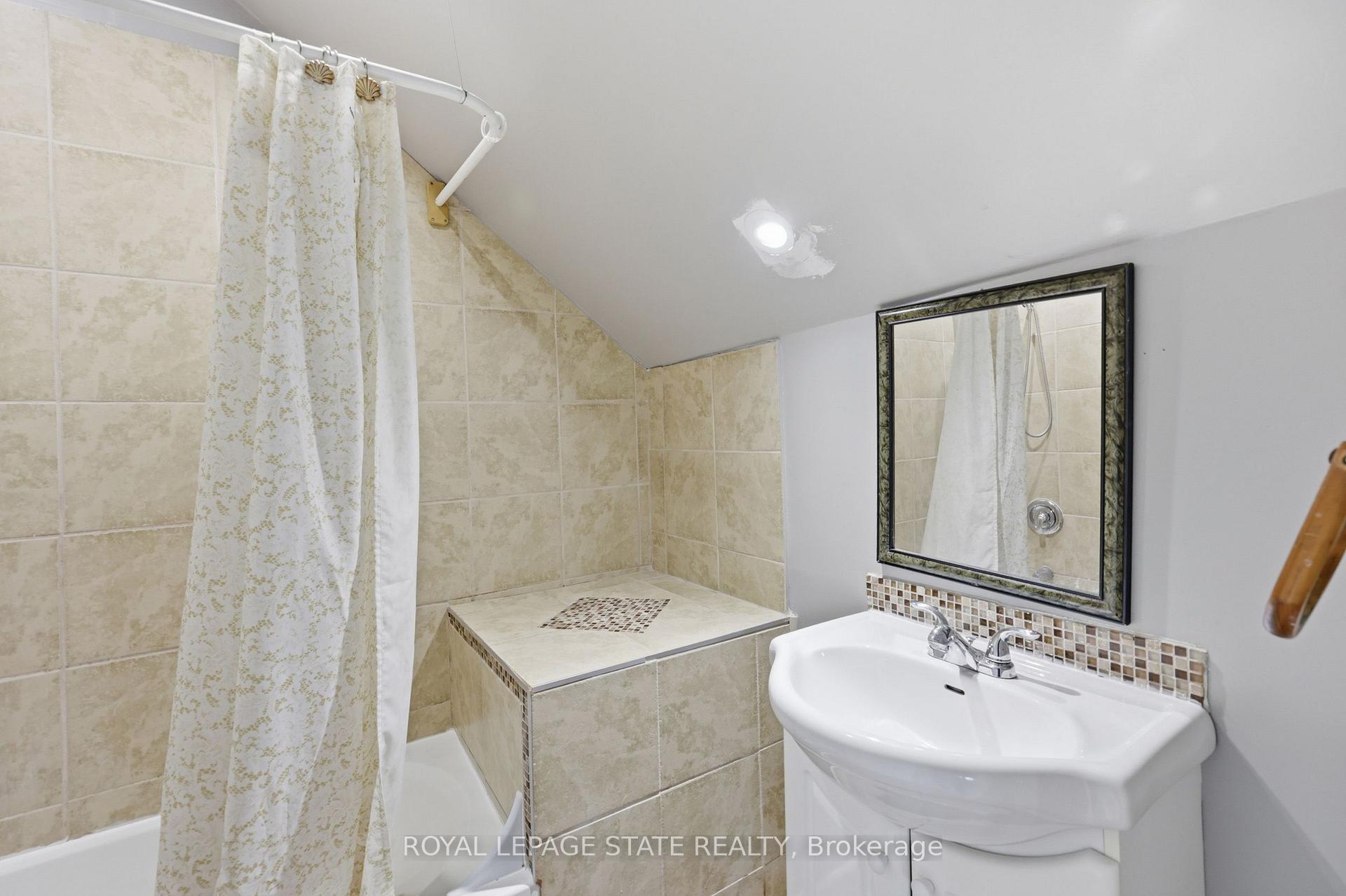 Photo 41 of 97 Smith Road, Hamilton, Rural Stoney Creek — HOMEH
