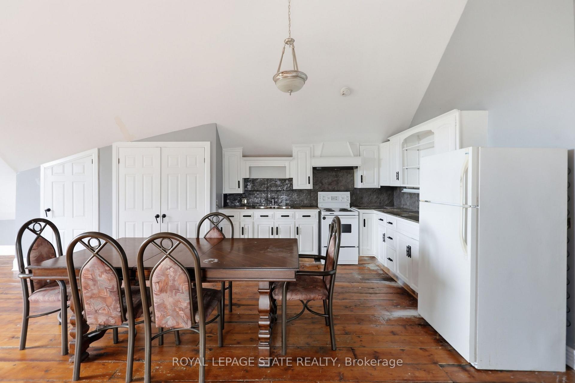 Photo 43 of 97 Smith Road, Hamilton, Rural Stoney Creek — HOMEH